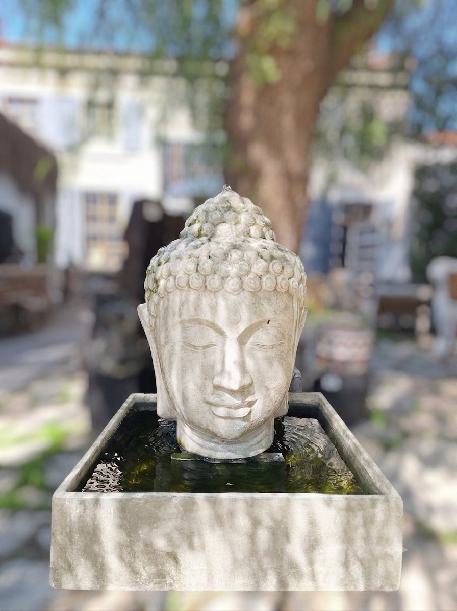 VARUNA HAVUZ HEYKEL
