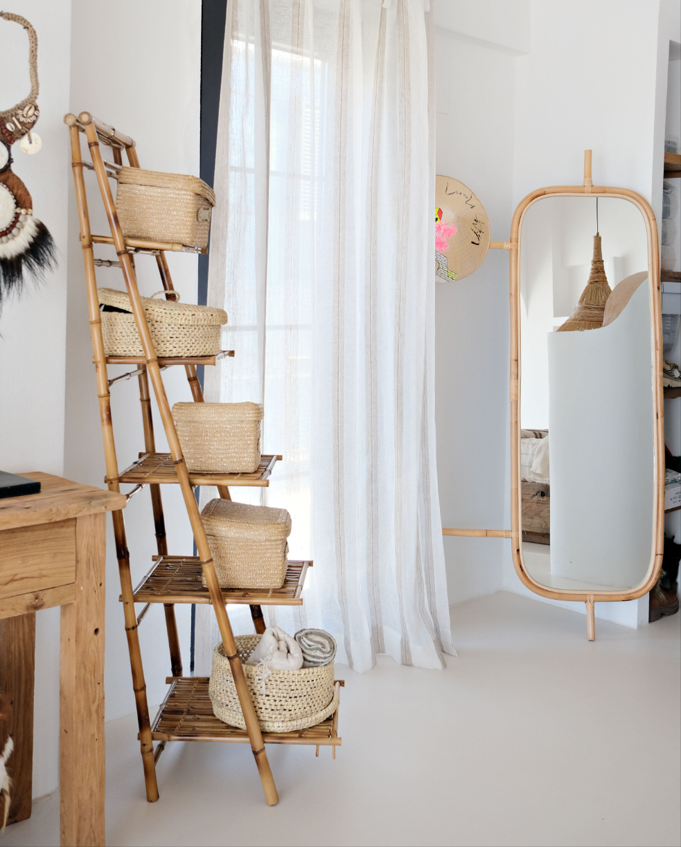 BAMBOO LADDER STAND M