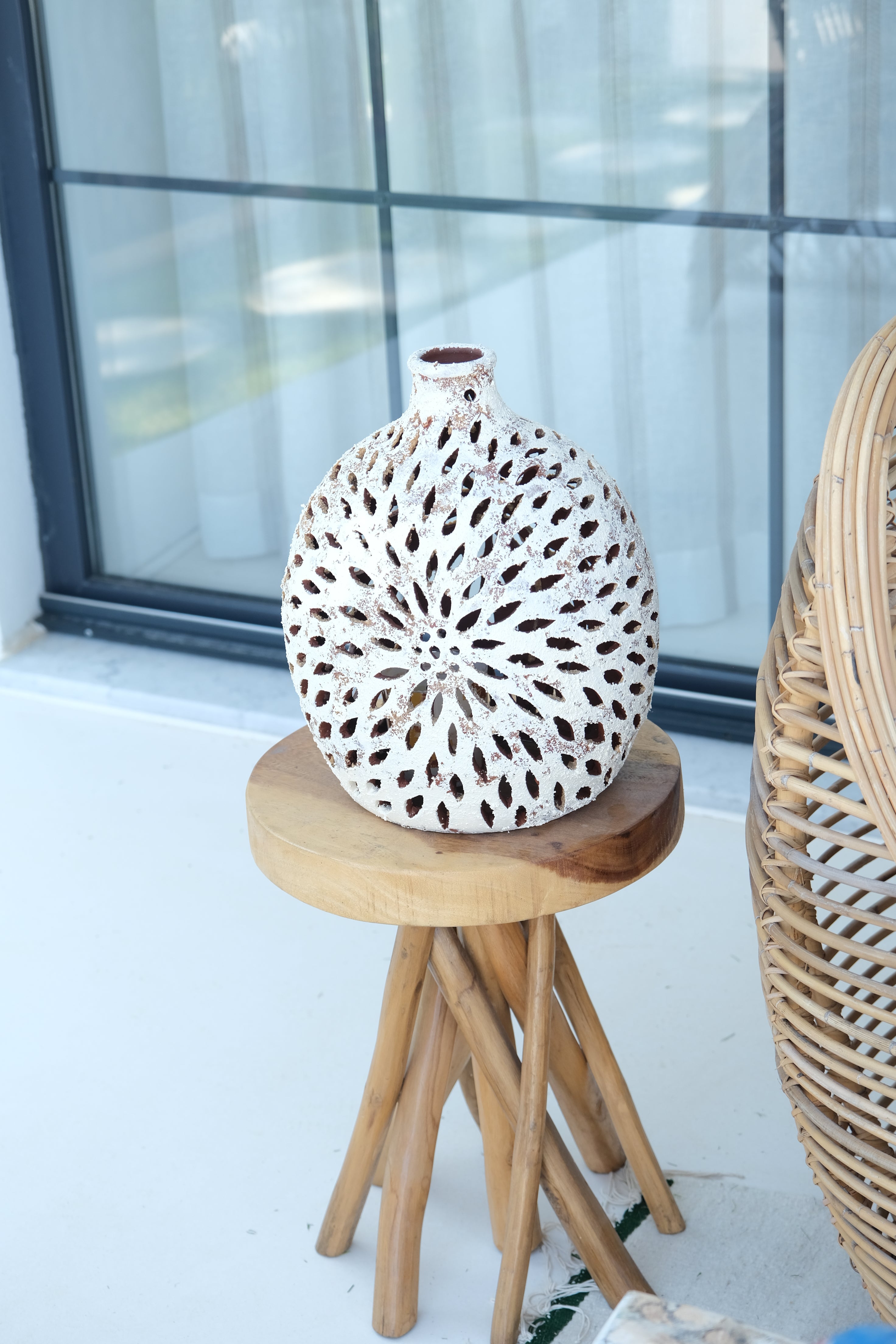 PUTRI COFFEE TABLE