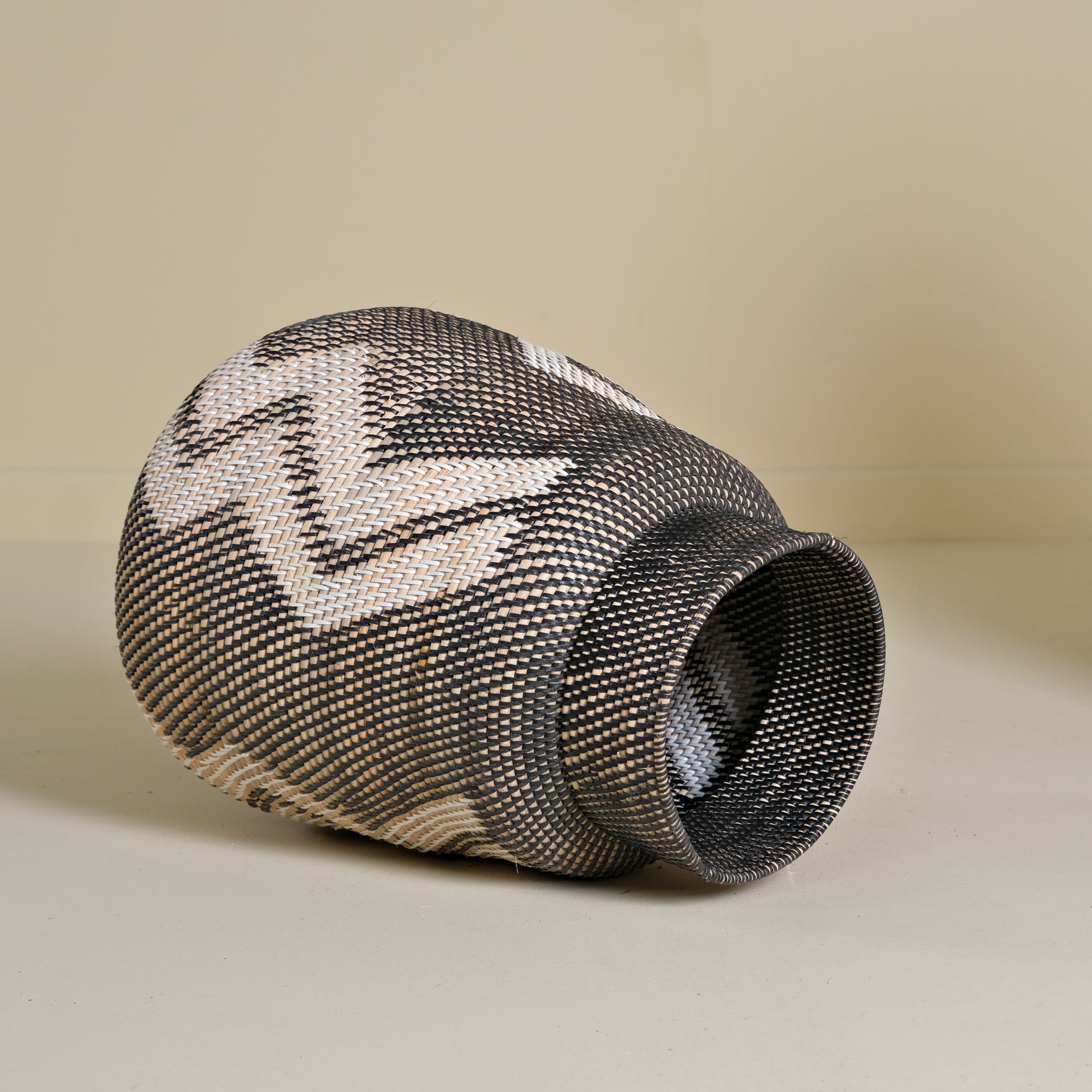 RATTAN ÖRGÜ ÇİZGİ DESENLİ SEPET