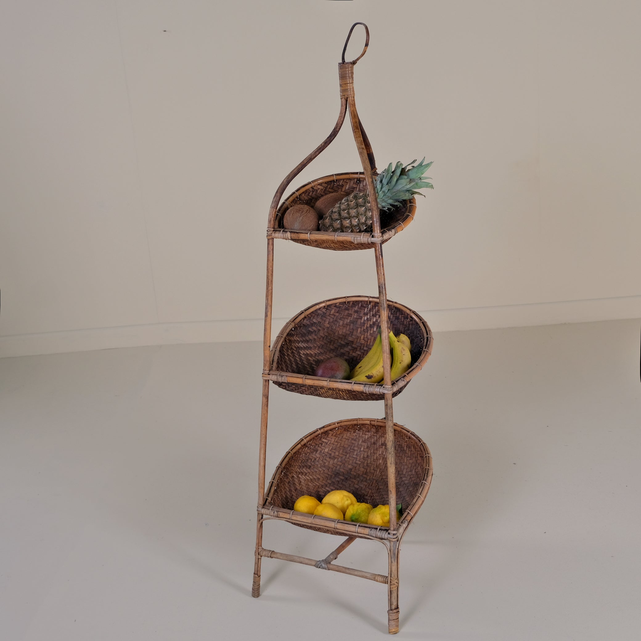 RATTAN AYAKLI SEPET