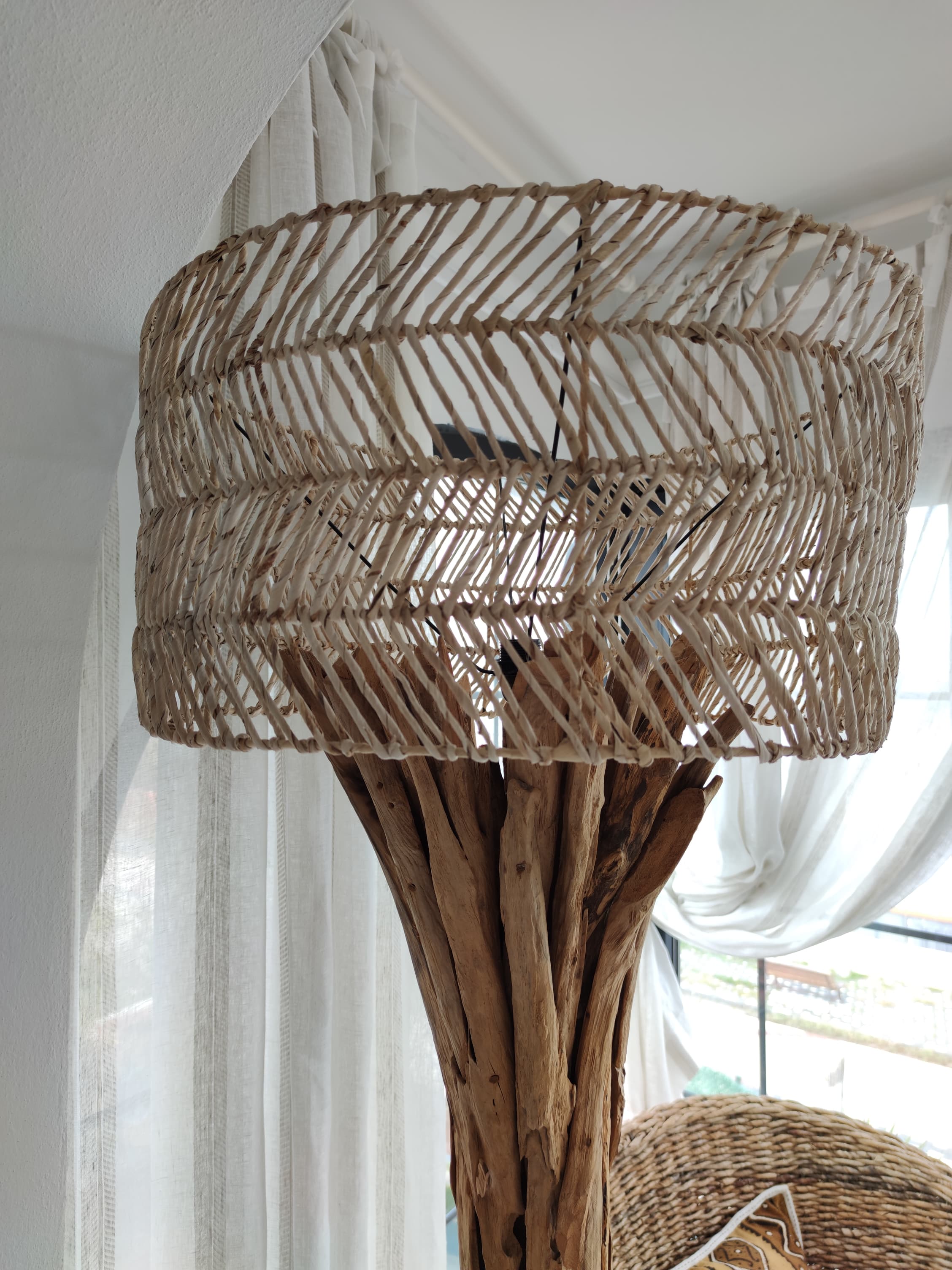 AHŞAP AYAKLI LAMBADER