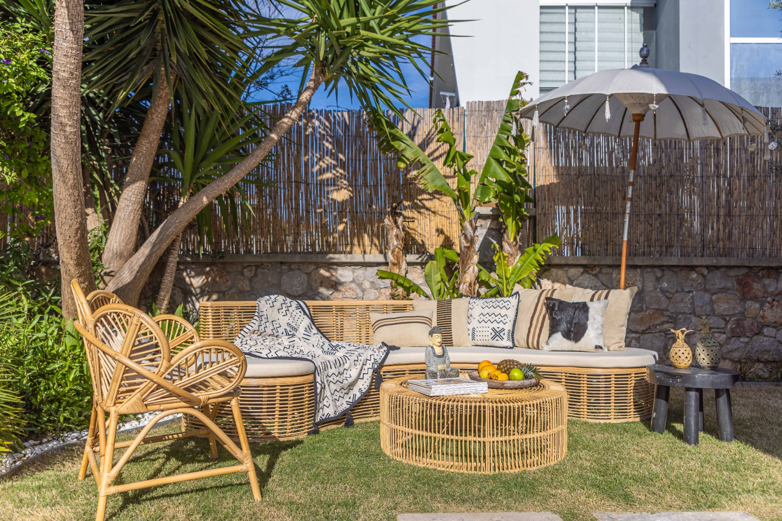 RATTAN COFFEE TABLE IRON SKELETON L