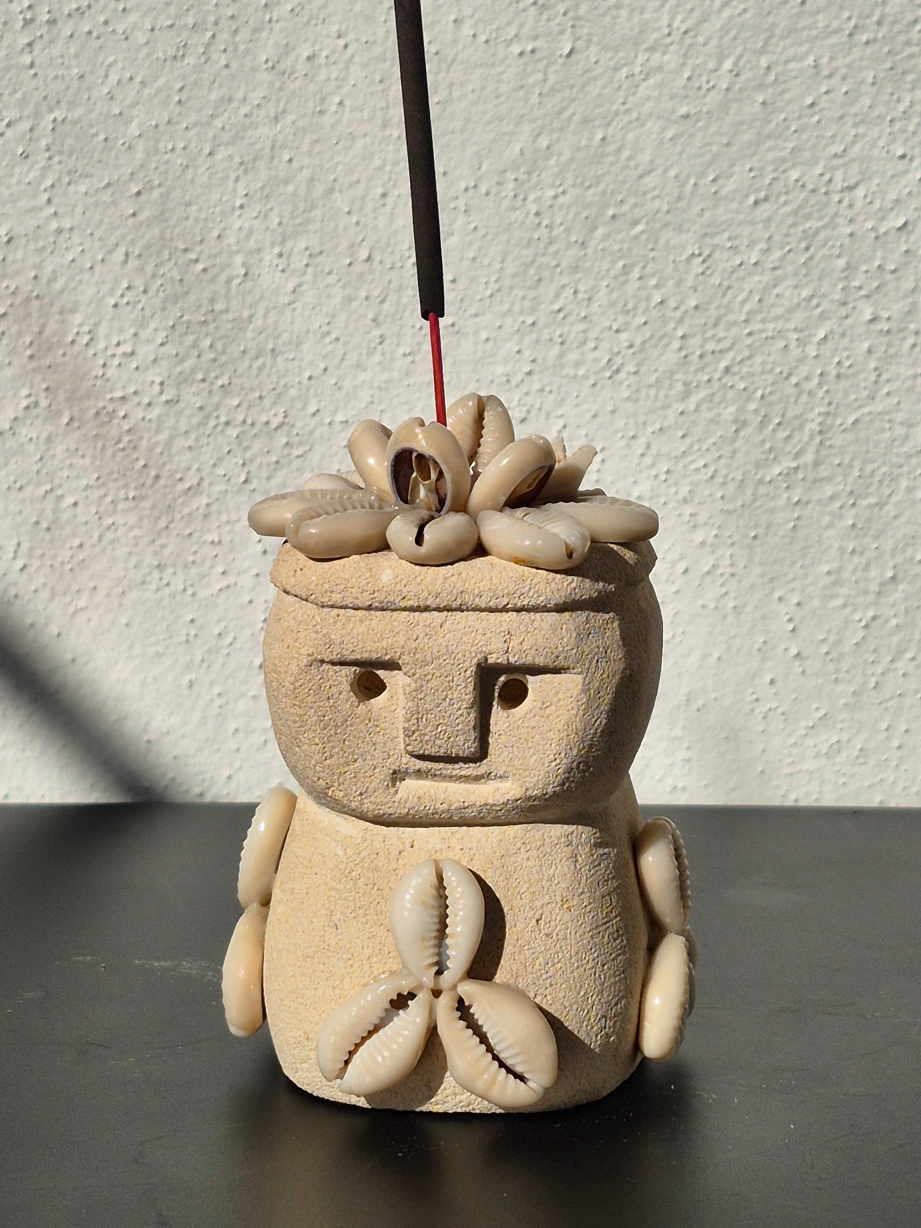 Primitive couple Tütsülük S
