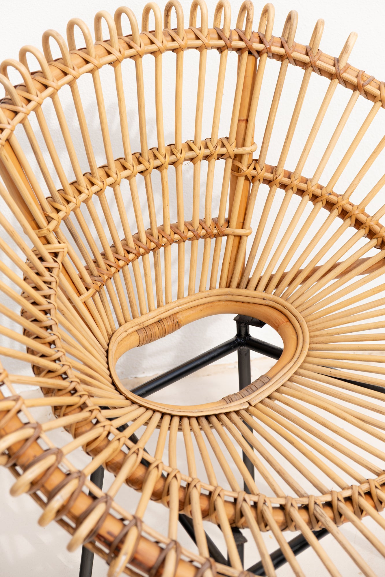 RATTAN SUN CHAIR