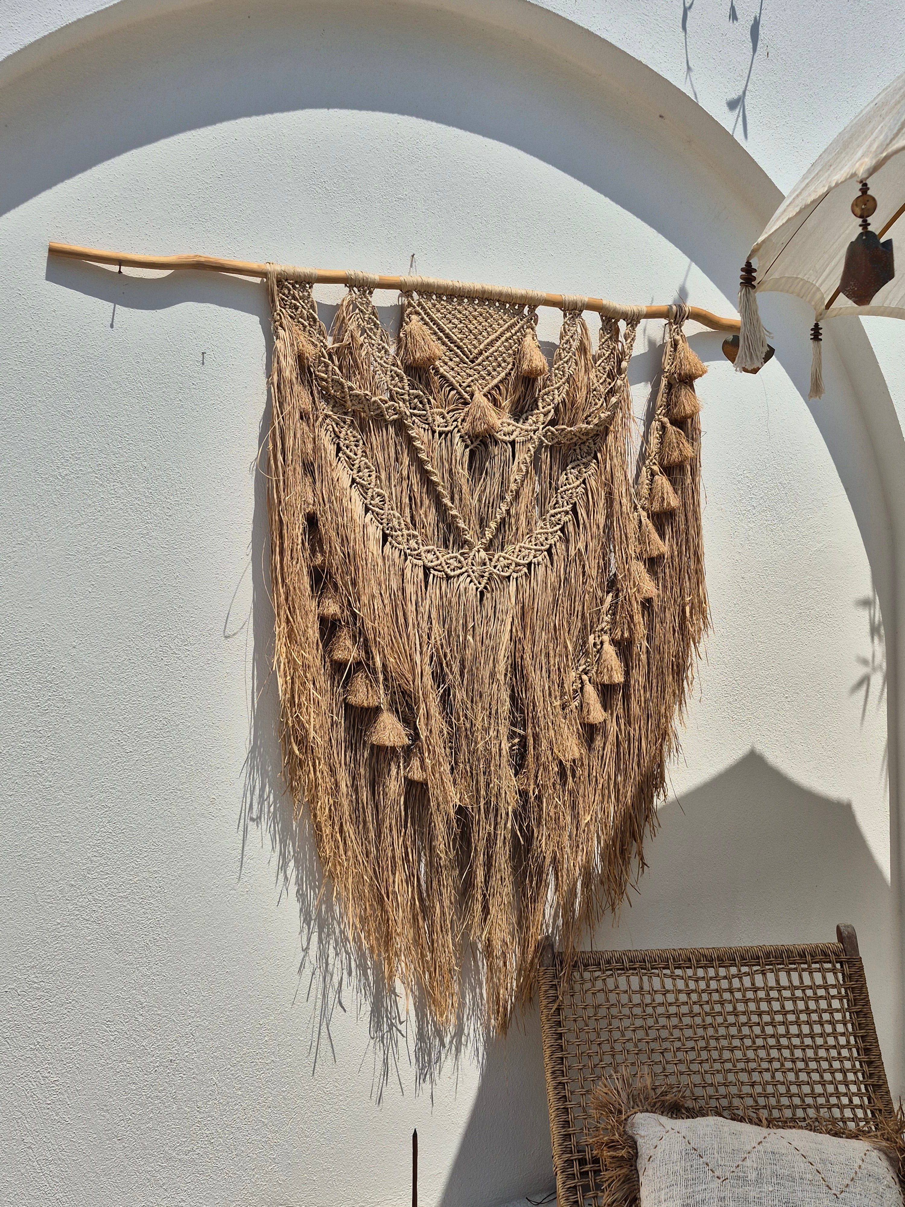 SUSILA WALL DECOR