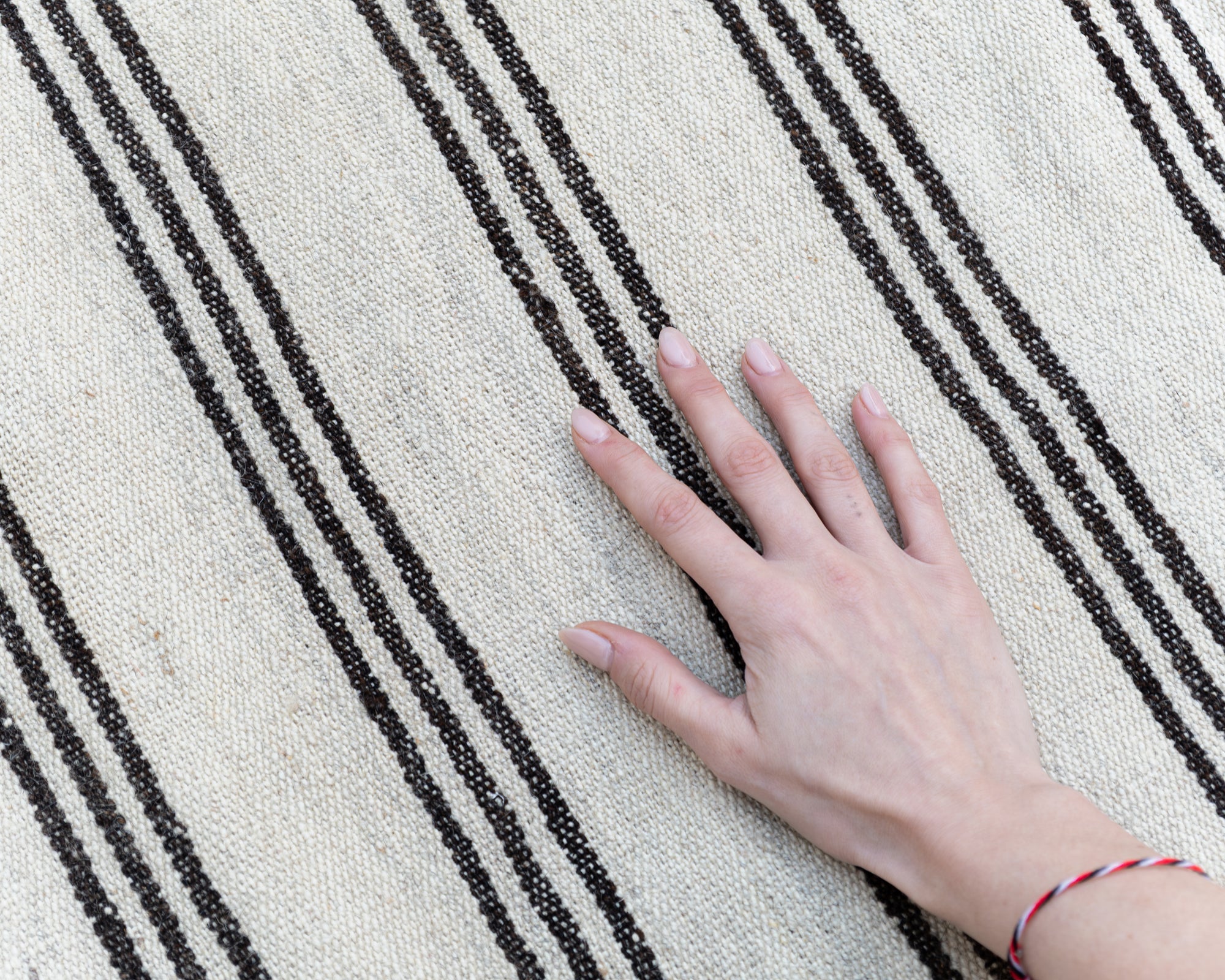 KAHVE ÇİZGİLİ KİLİM