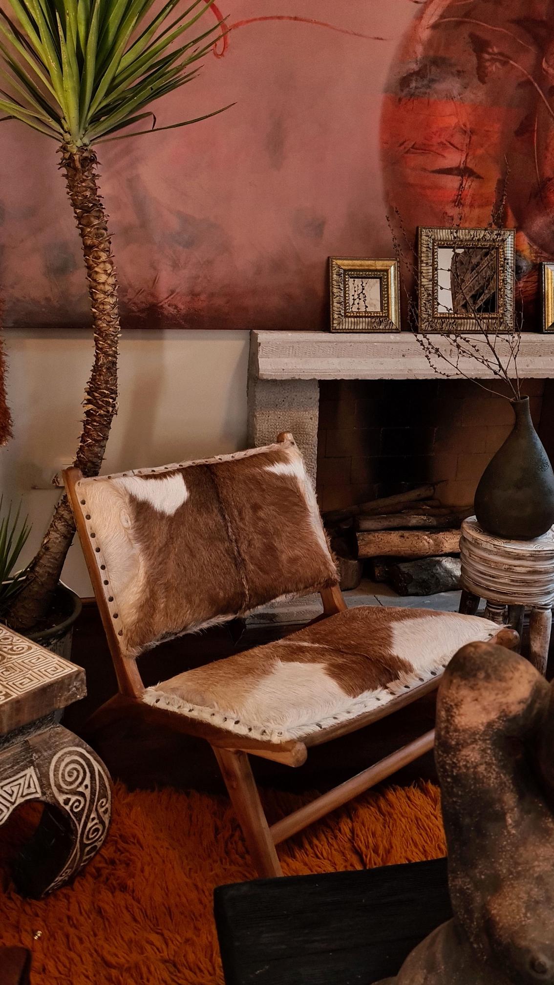 LAZY GOAT SKIN ARMCHAIR