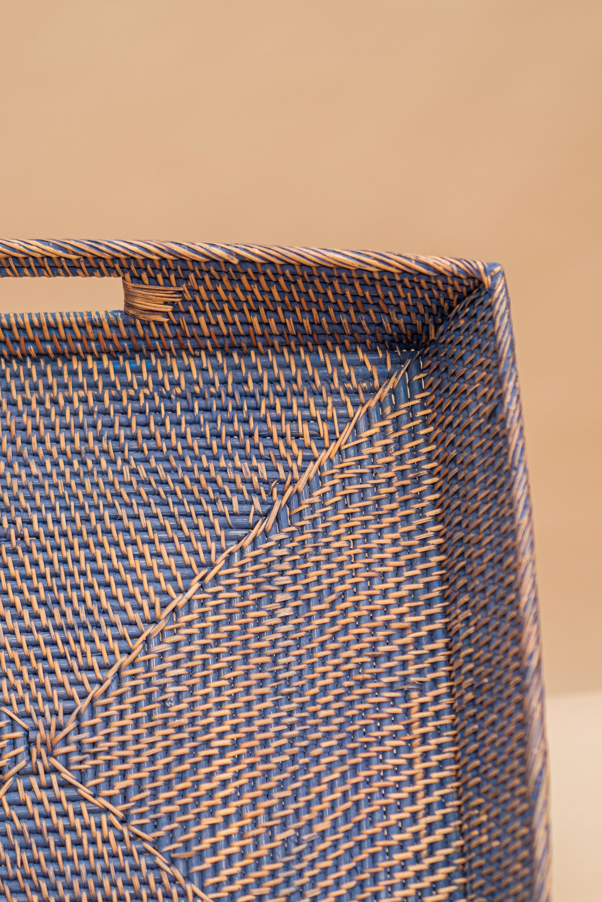 RATTAN HANDLE TRAY