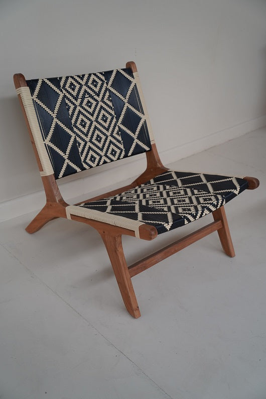 LAZY ARMCHAIR WITH ETHNIC PATTERN