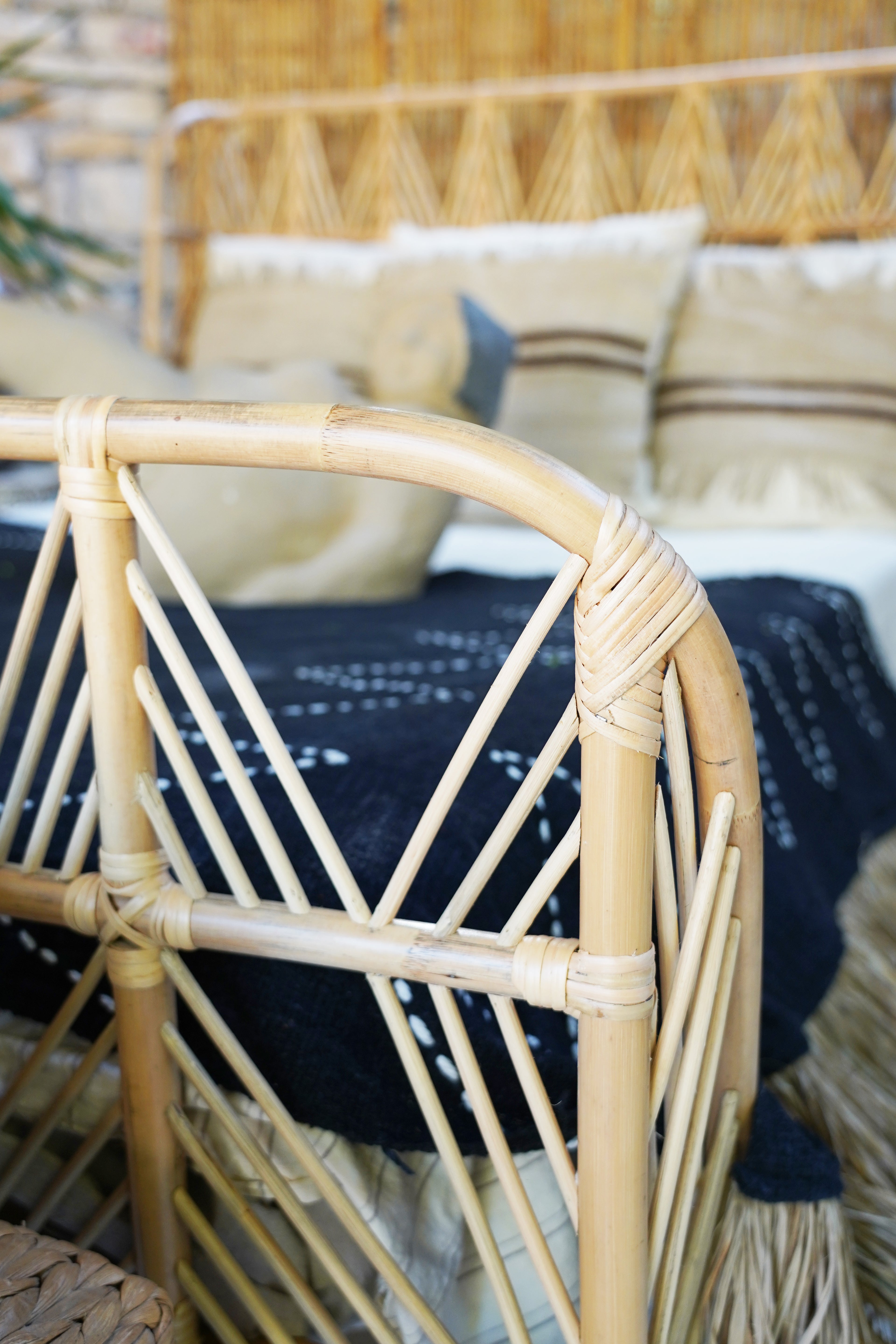 RATTAN BED