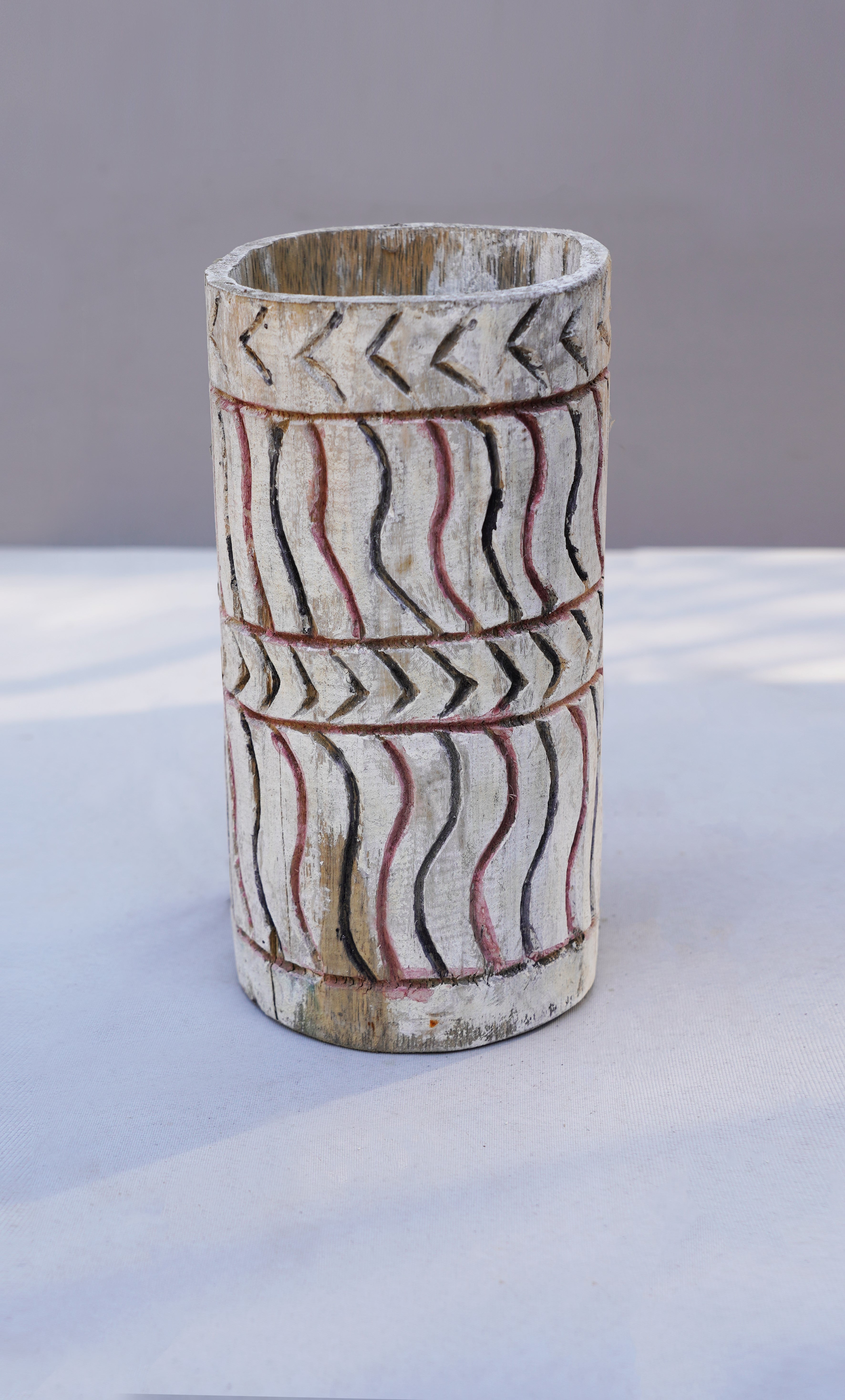 ASUSTI VASE