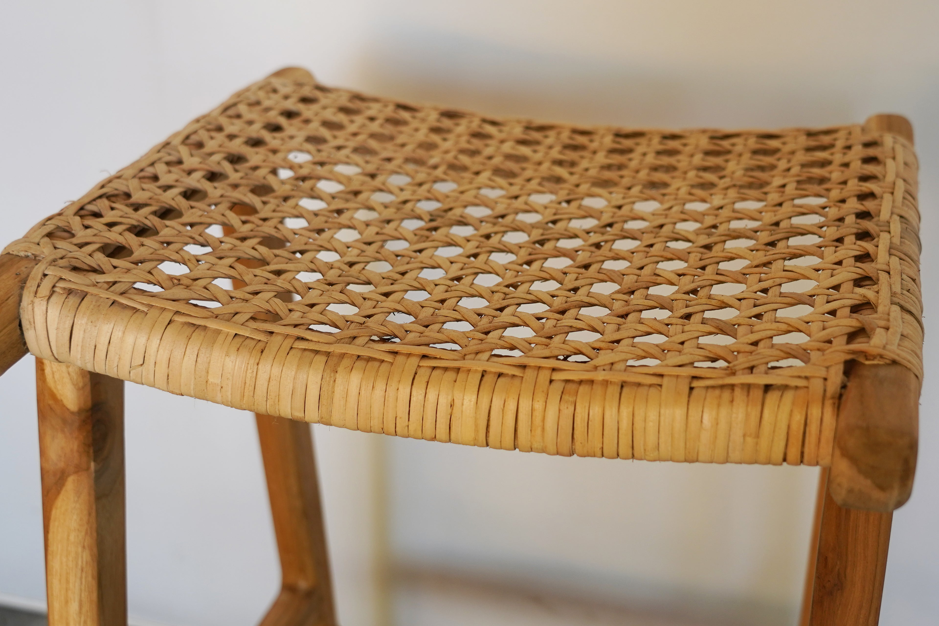 HAZERAN BAR STOOL