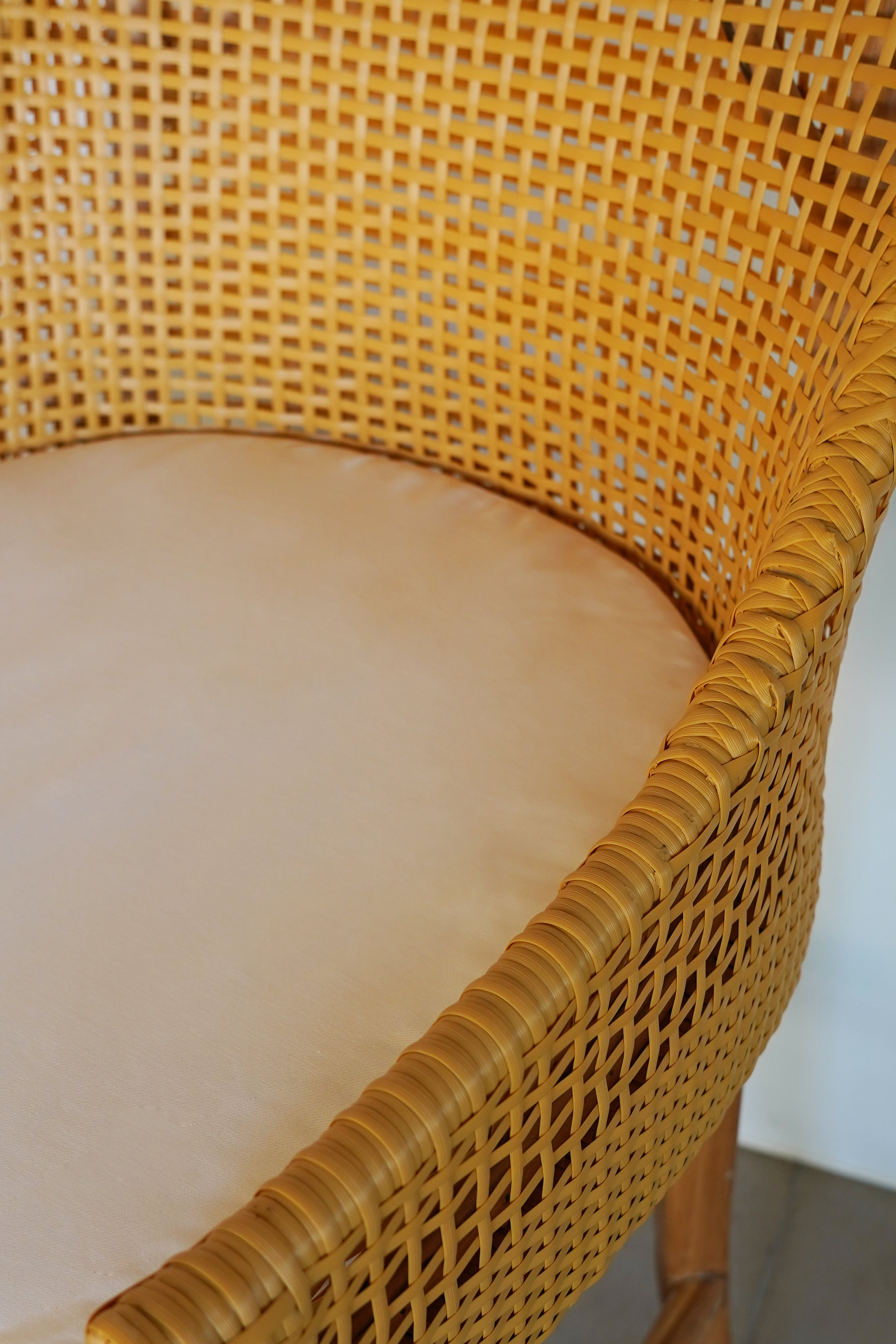 RIAN SOFA