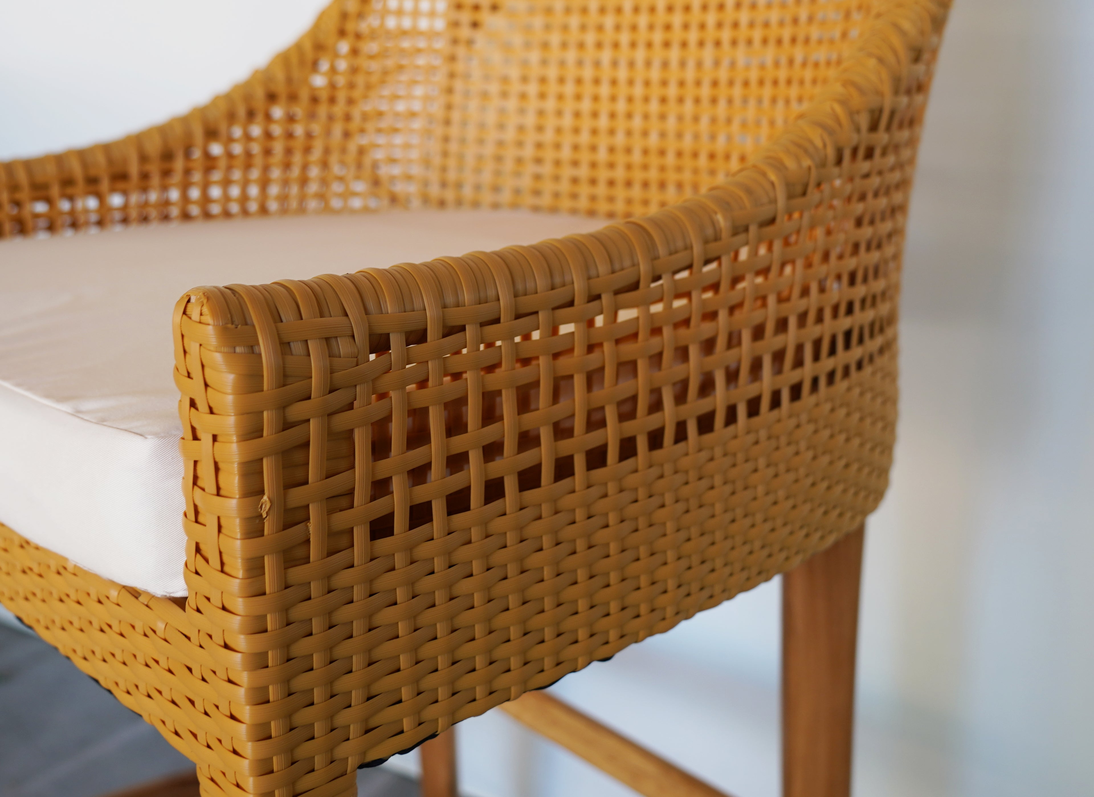 RIAN SOFA