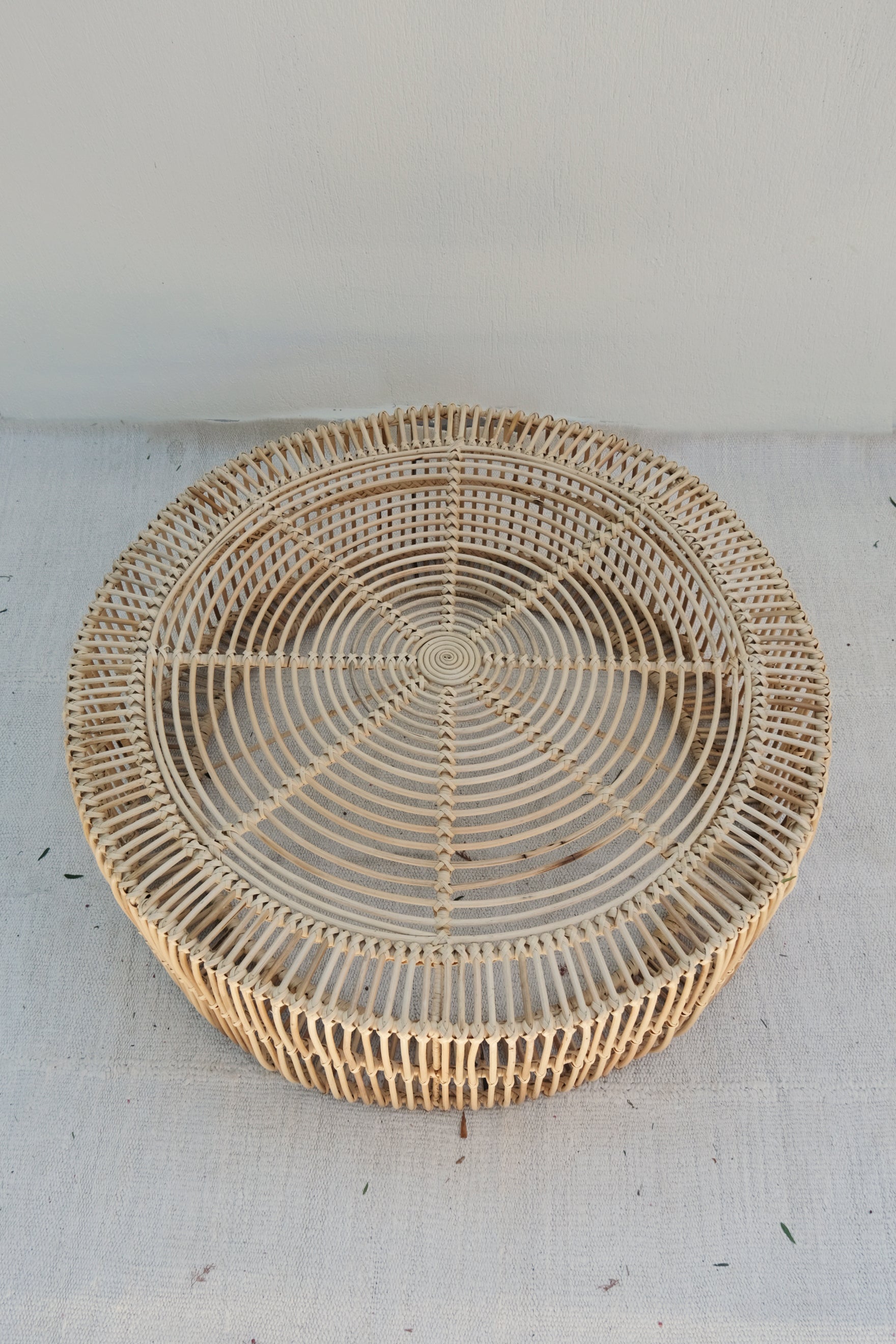 RATTAN COFFEE TABLE IRON SKELETON L