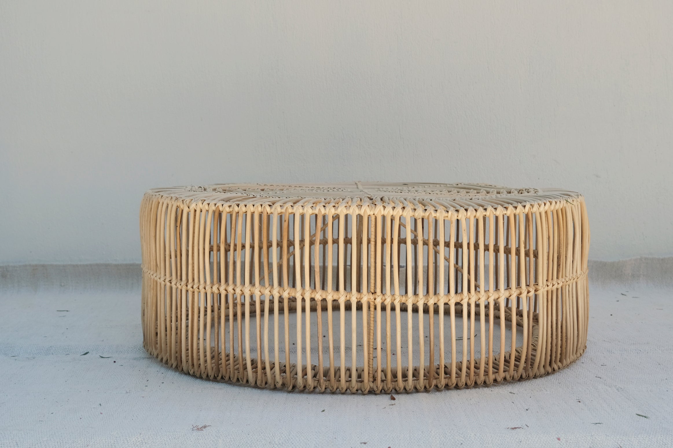 RATTAN COFFEE TABLE IRON SKELETON L