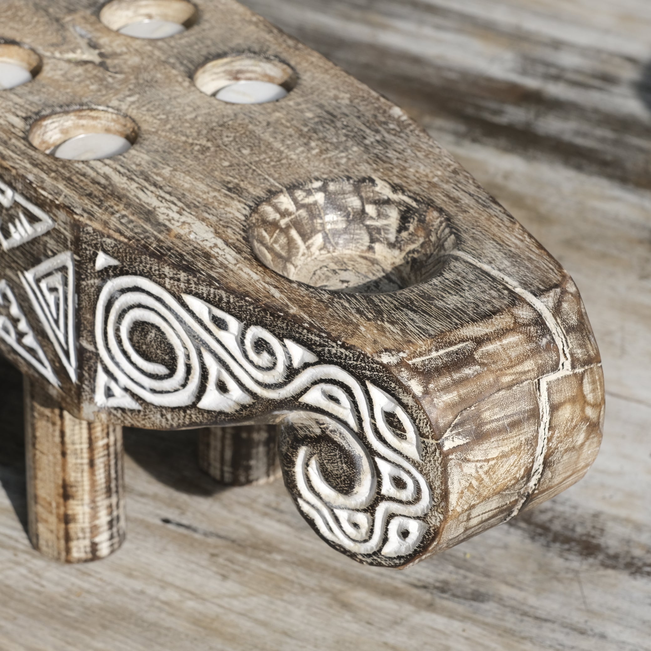 EMBROIDERED MANCALA
