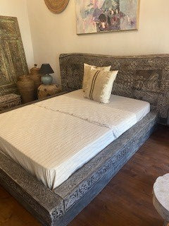 TEAK EMBROIDERED BED