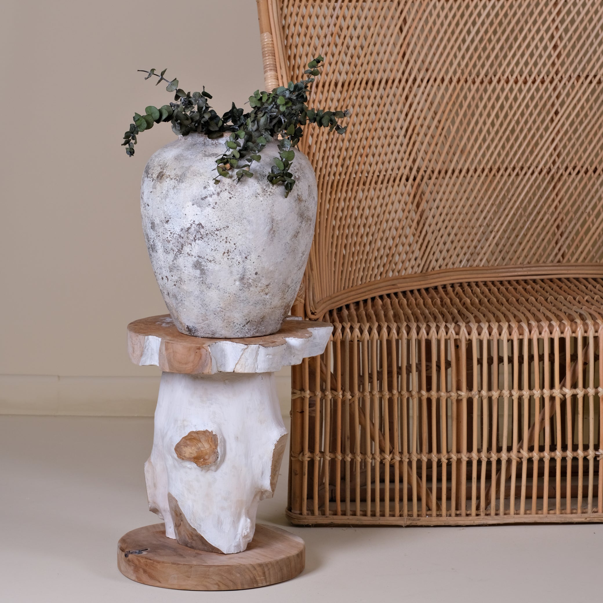 WHITE TEAK STOOL
