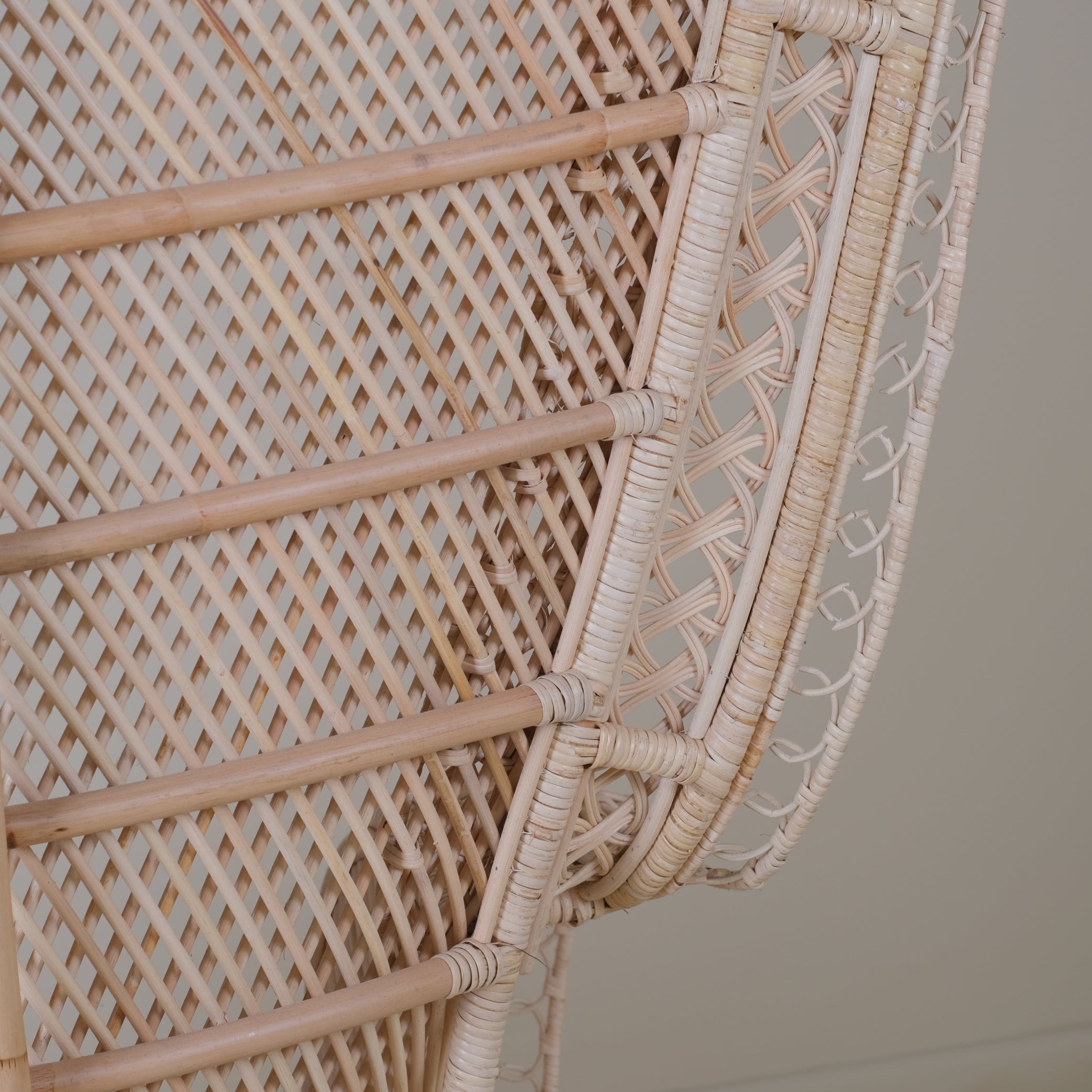 AYLINA SOFA