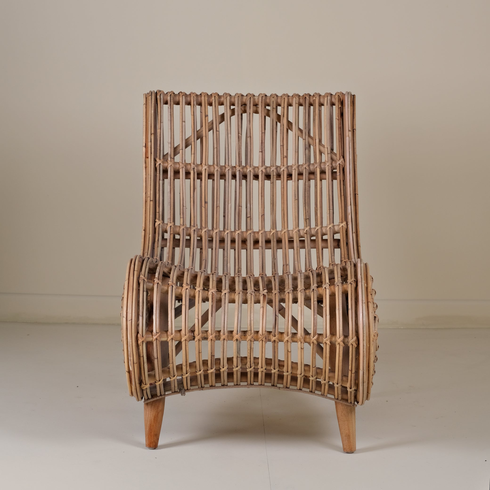 DROP RATTAN SOFA