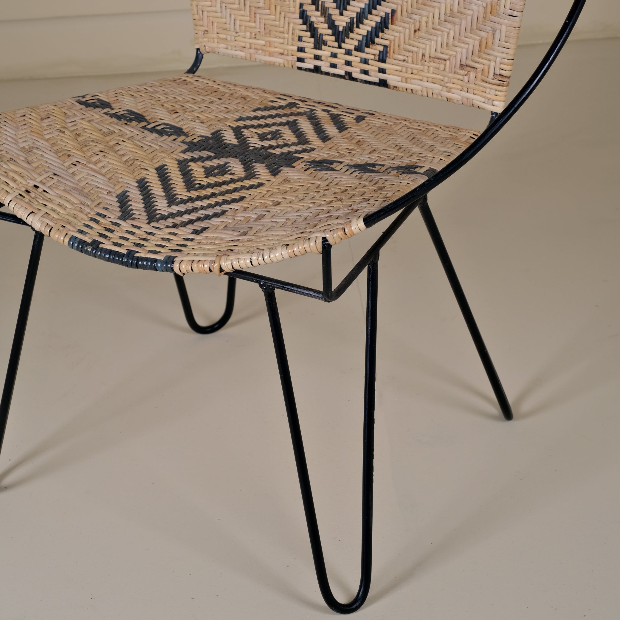 STEEL FOOT SUN CHAIR
