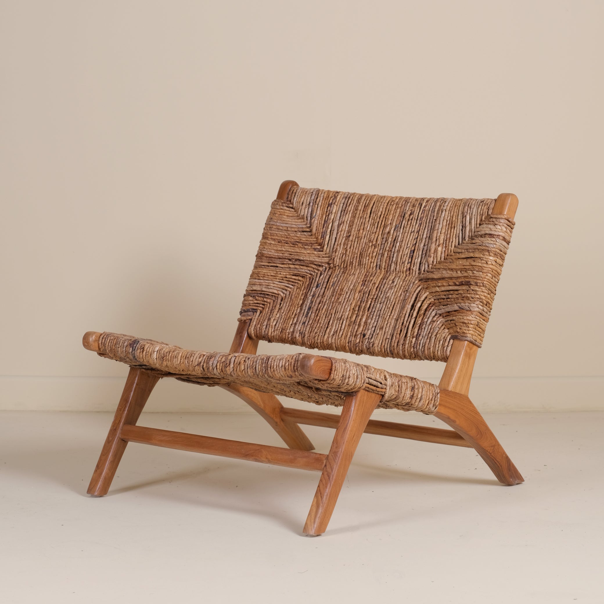 LAZY BANANA FIBER ARMCHAIR