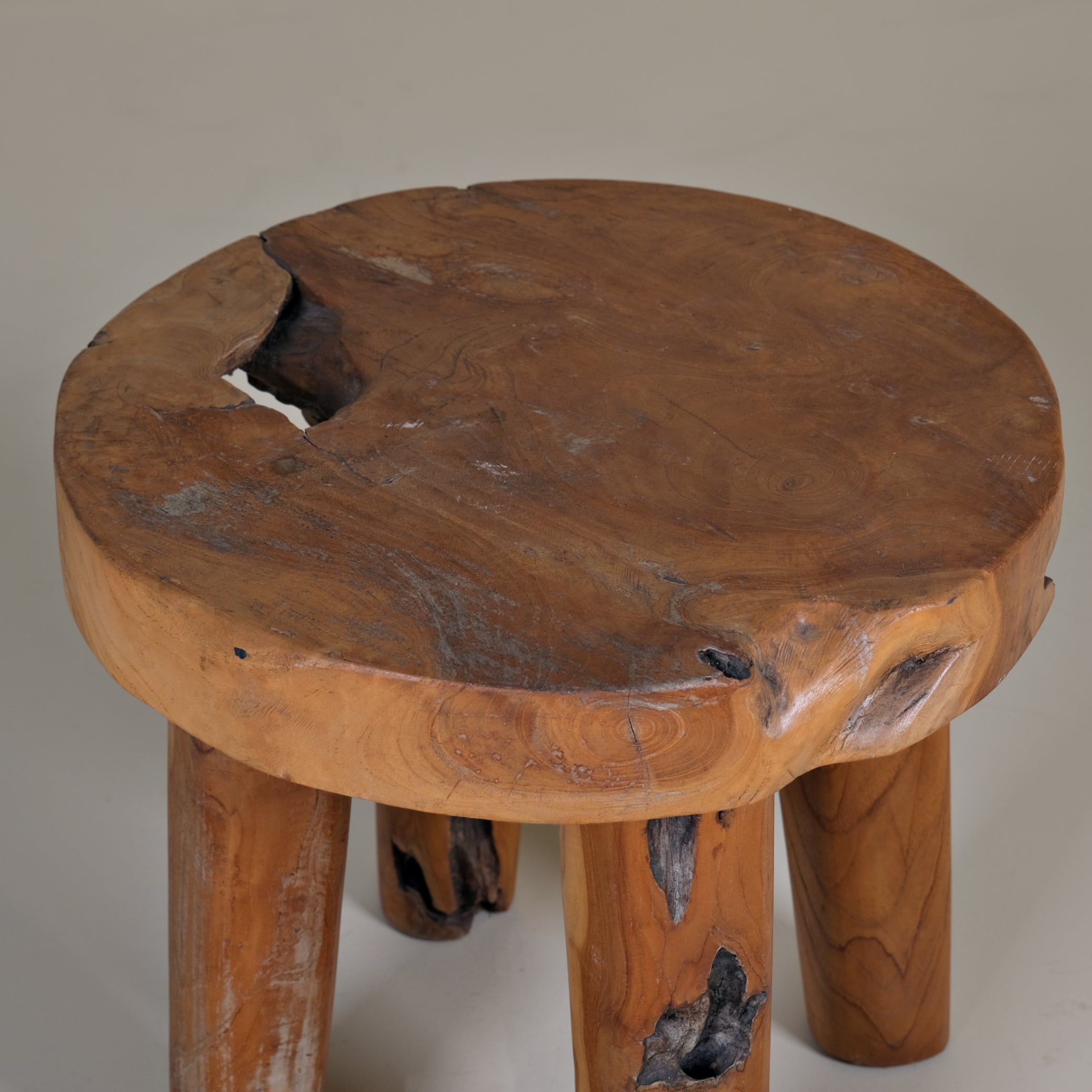 TEAK NATURAL COFFEE TABLE