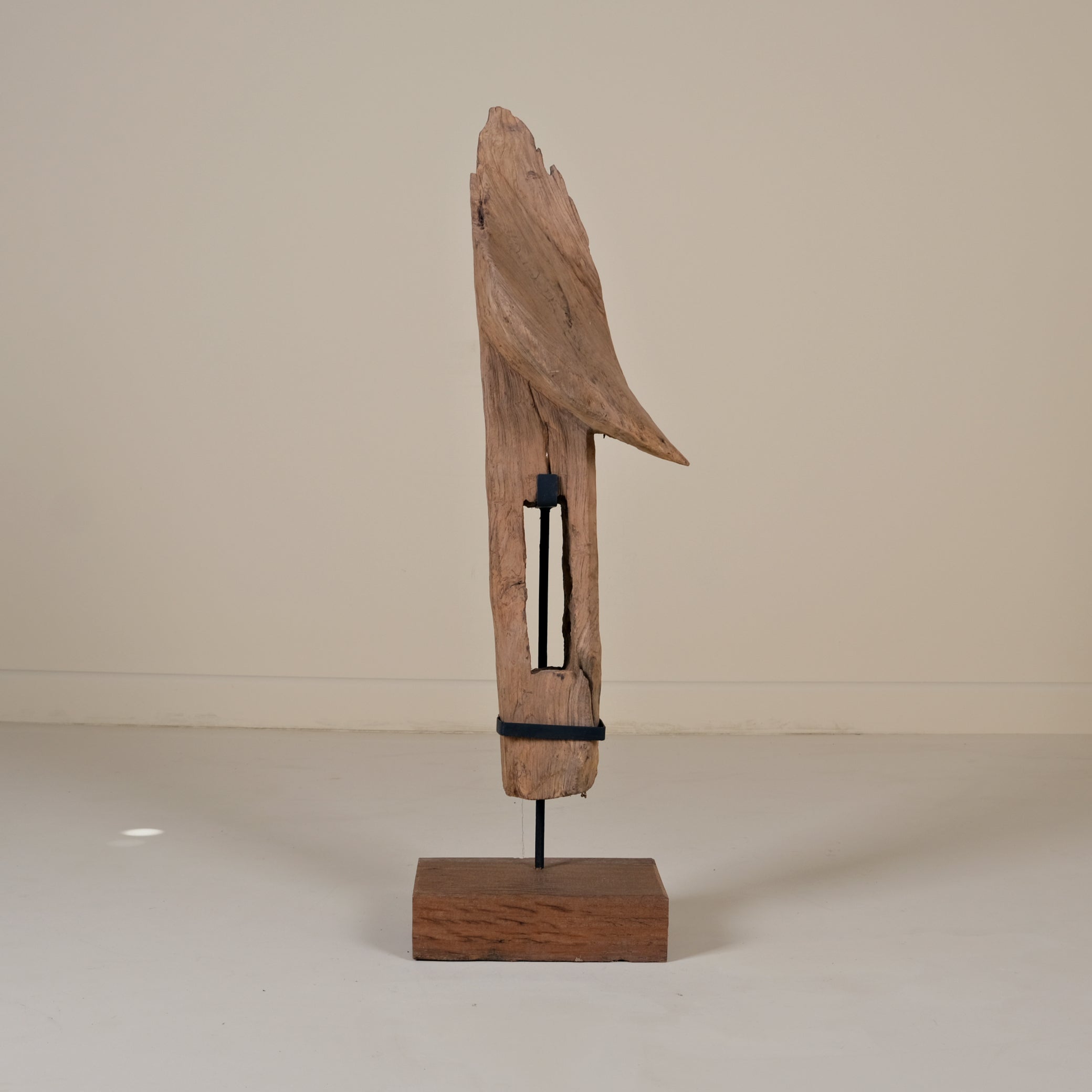 TEAK TRINKET WITH STAND