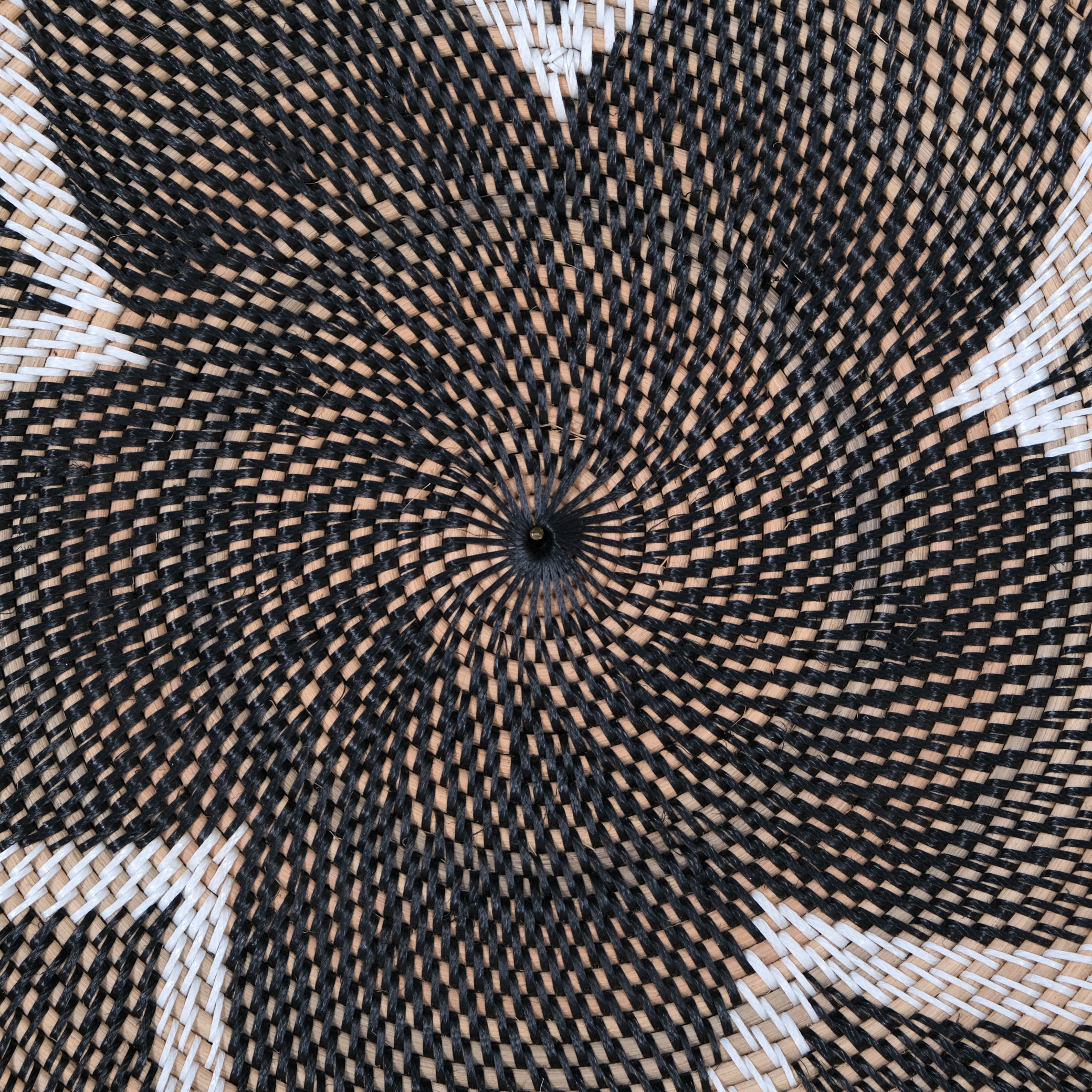 RATTAN WALL DECOR M
