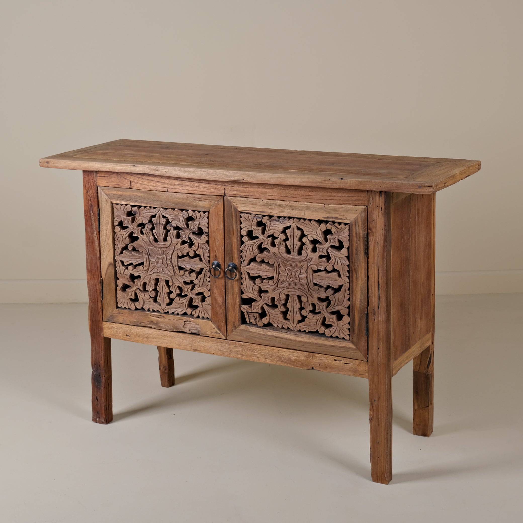 CARVED TEAK DRESSING