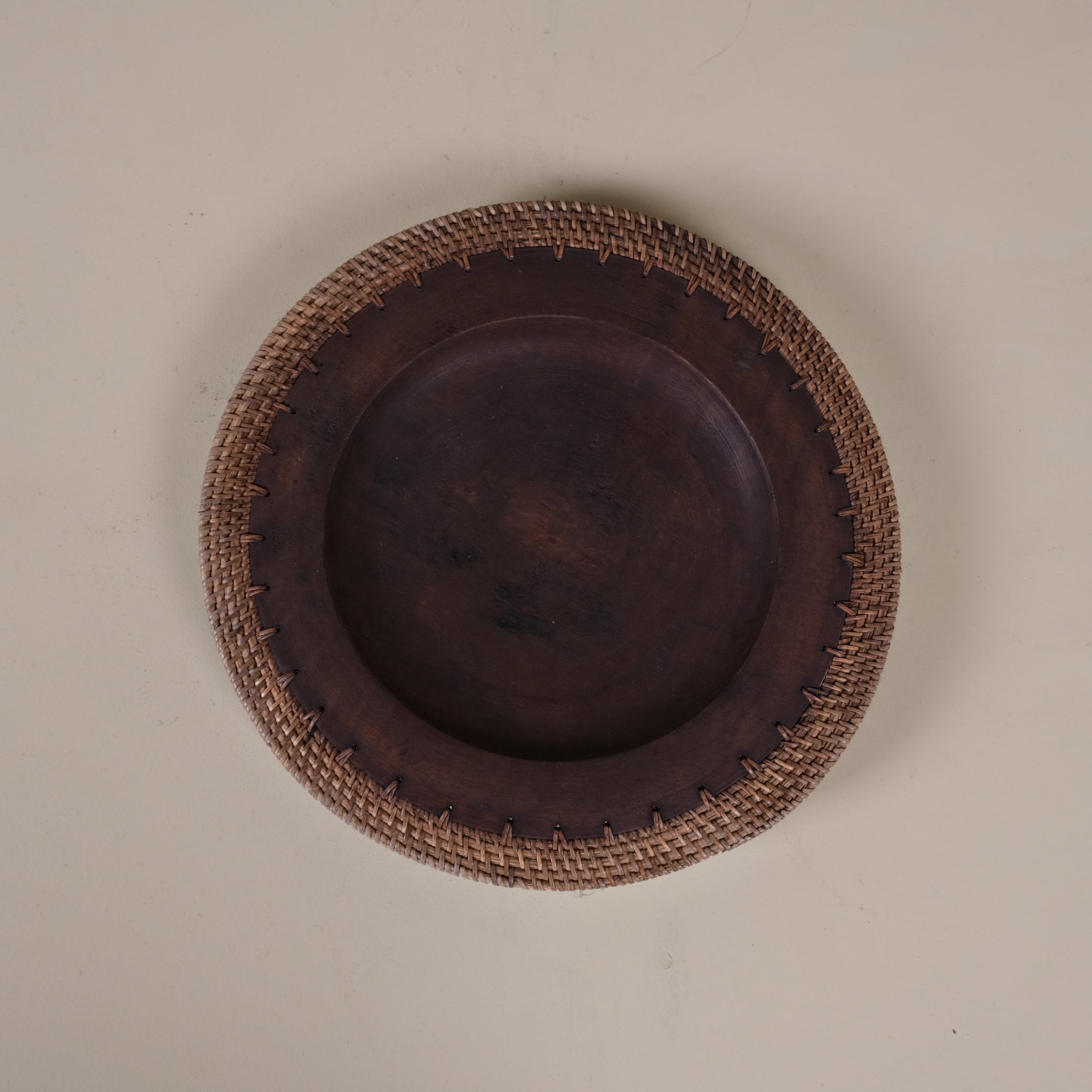 KNITTED RATTAN DARK WOOD TRAY