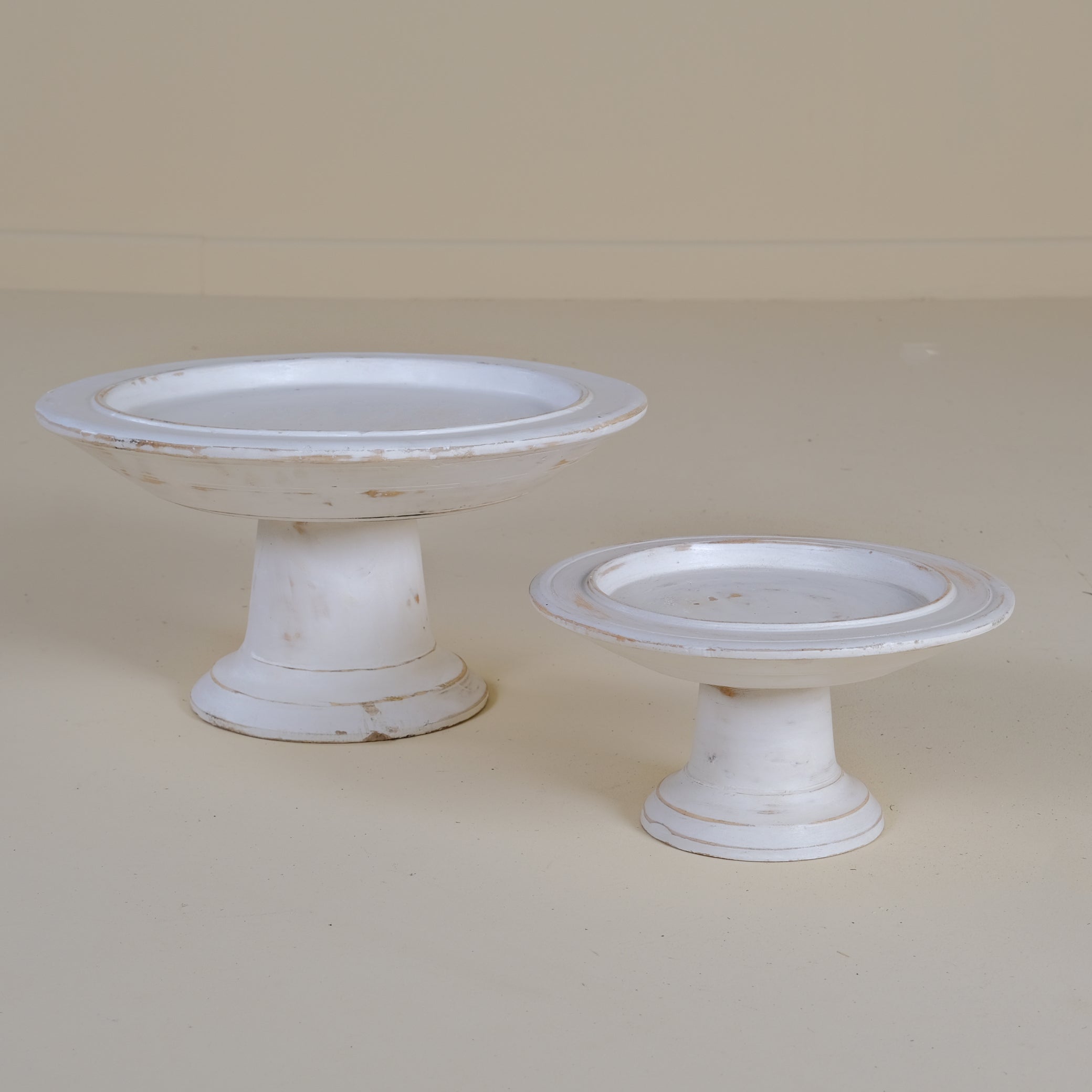 ROUND SERVING PLATE M