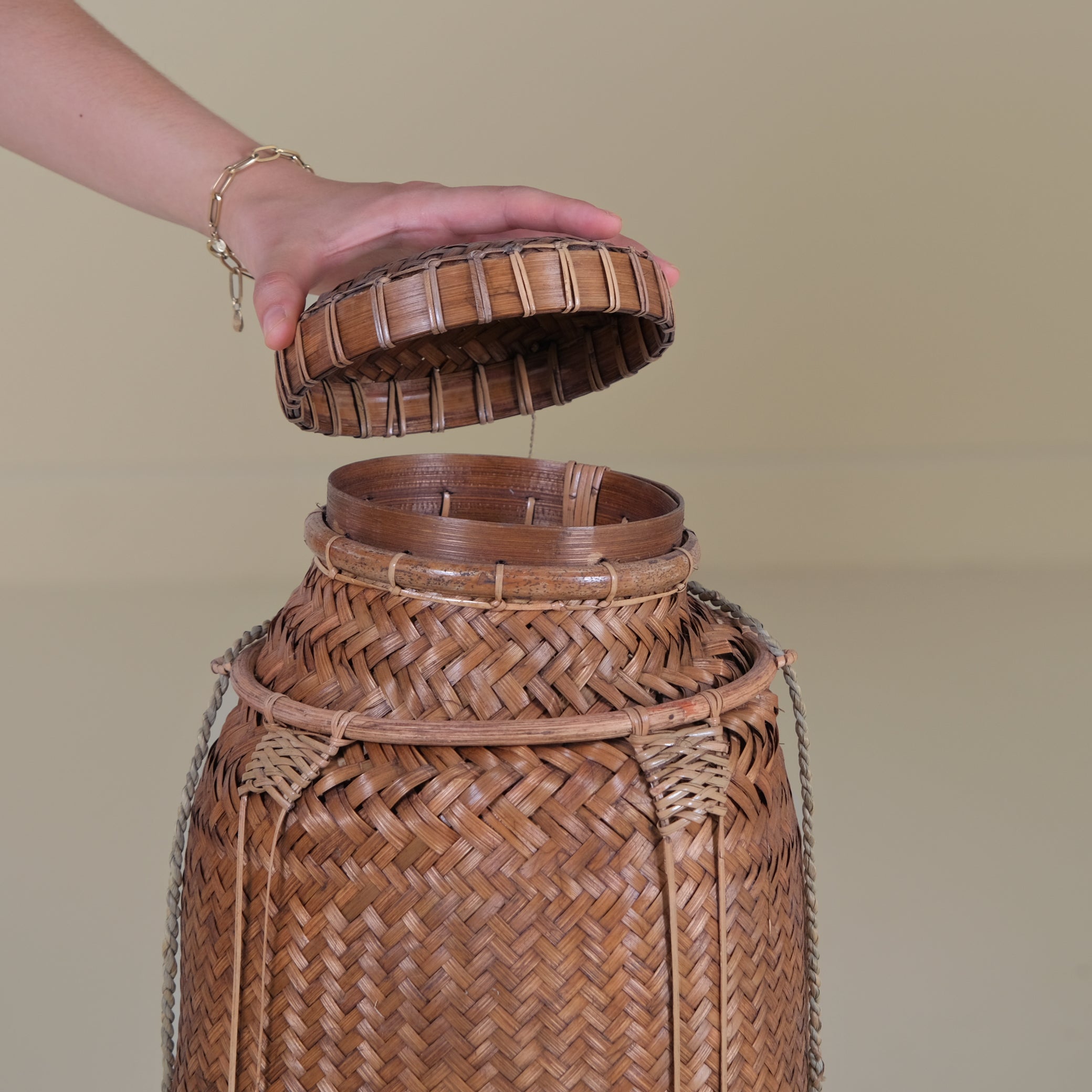 RATTAN ROPE BRAIDED BOX M