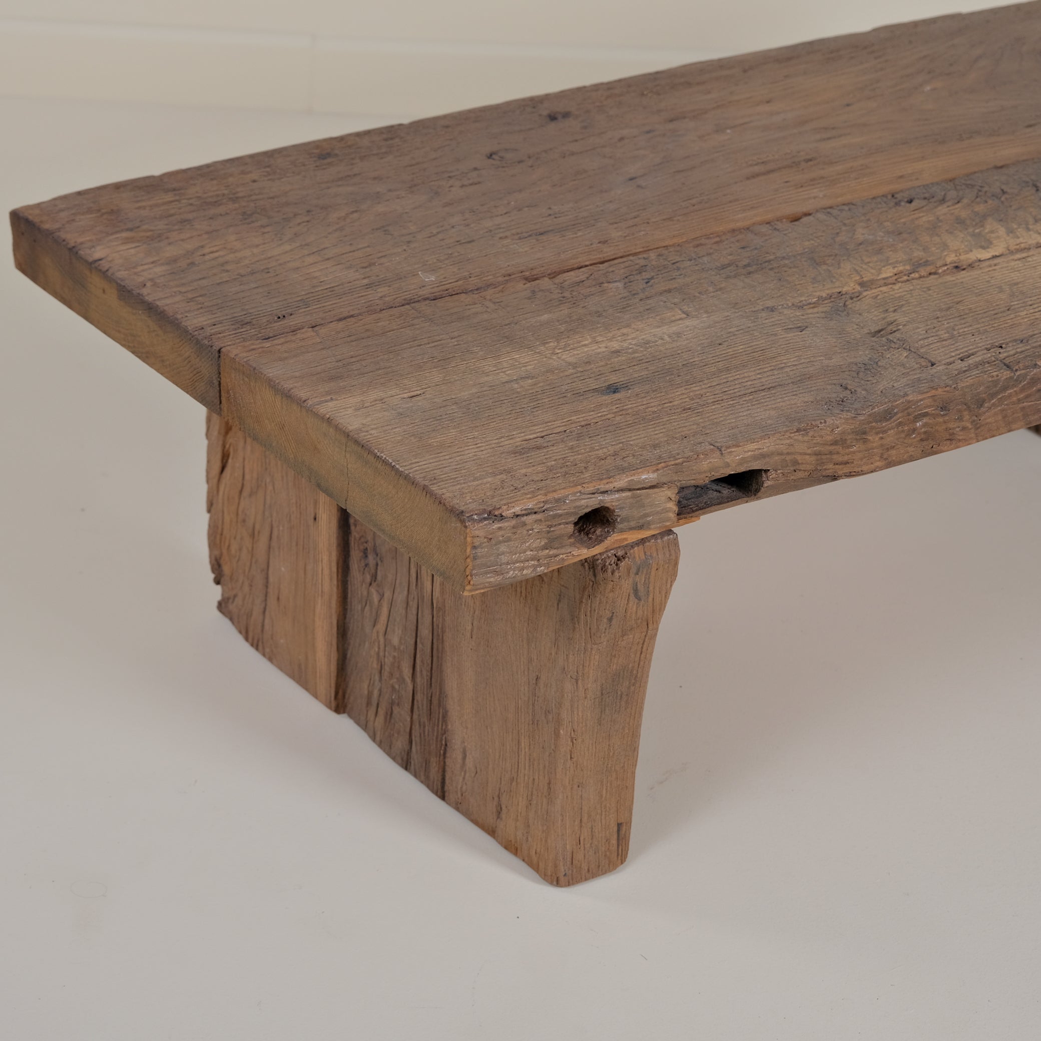 RECYCLE COFFEE TABLE OAK