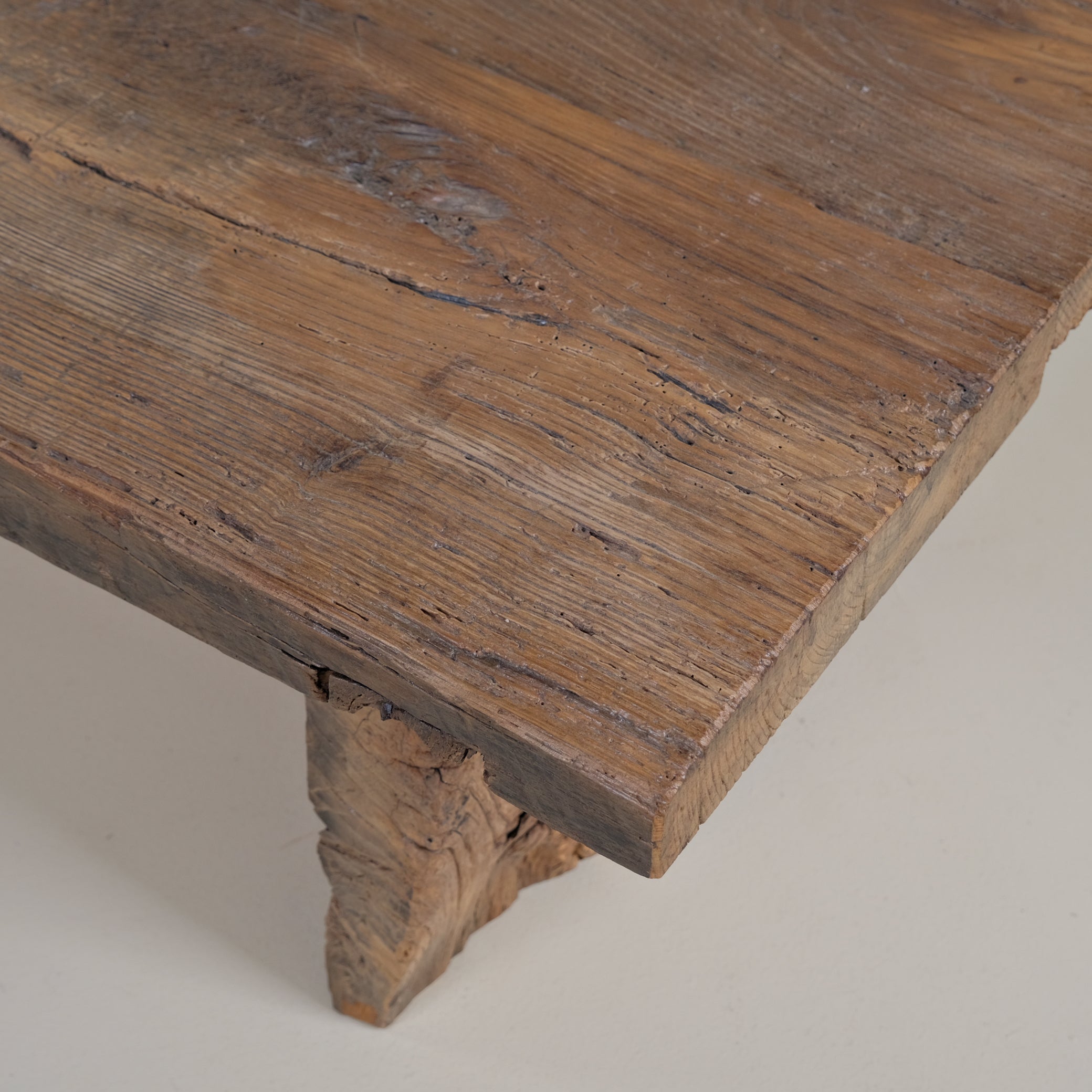 RECYCLE COFFEE TABLE OAK