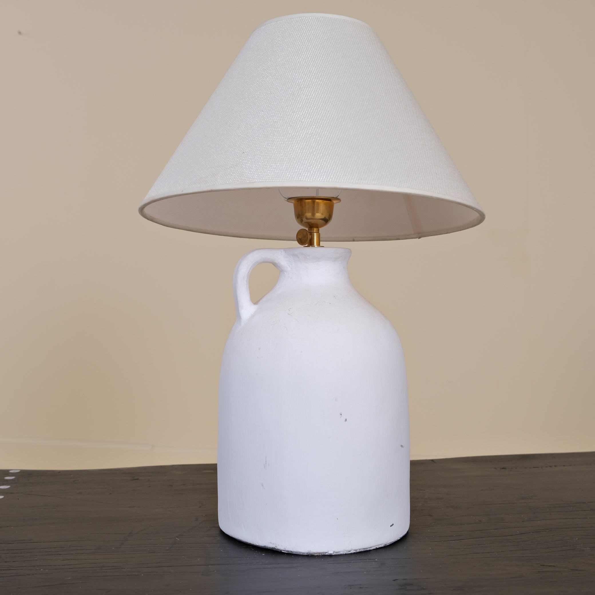 HANDLED LAMPSHADE
