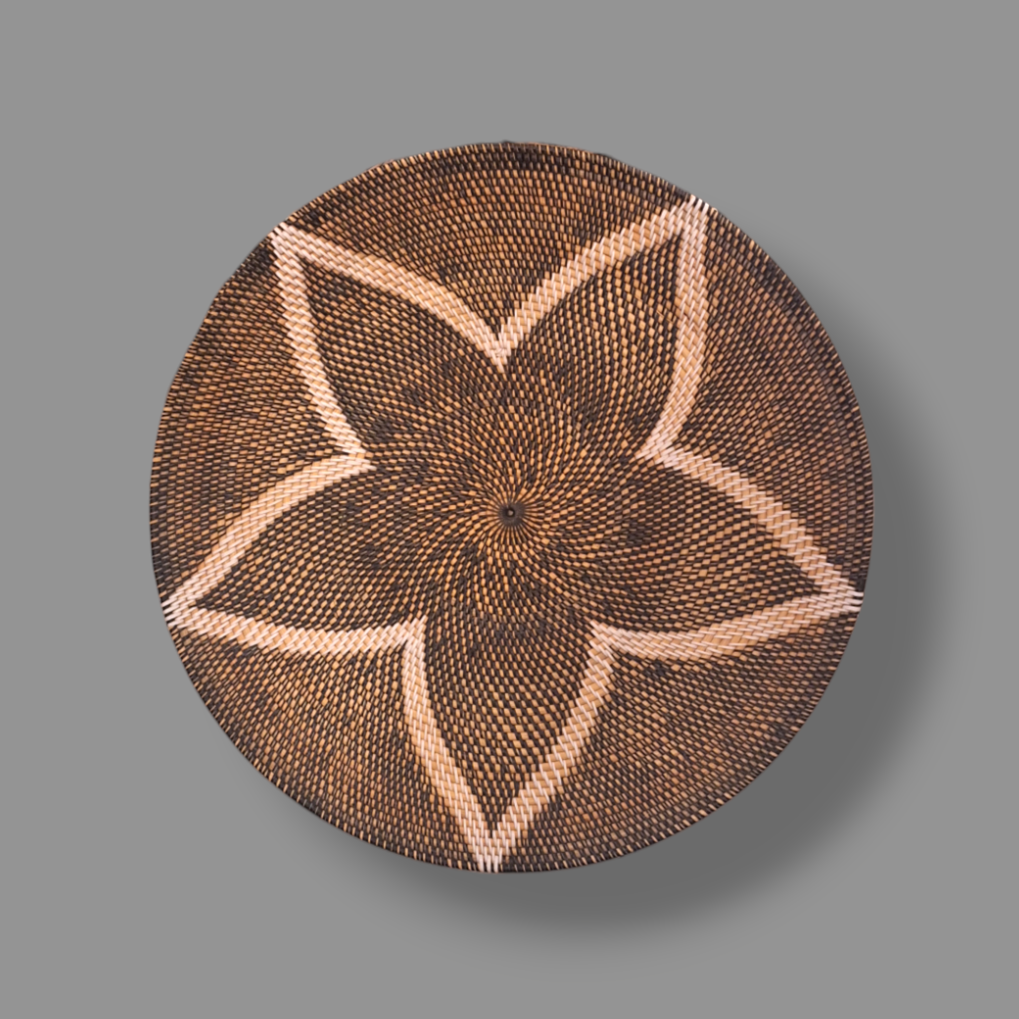 RATTAN WALL DECOR XL