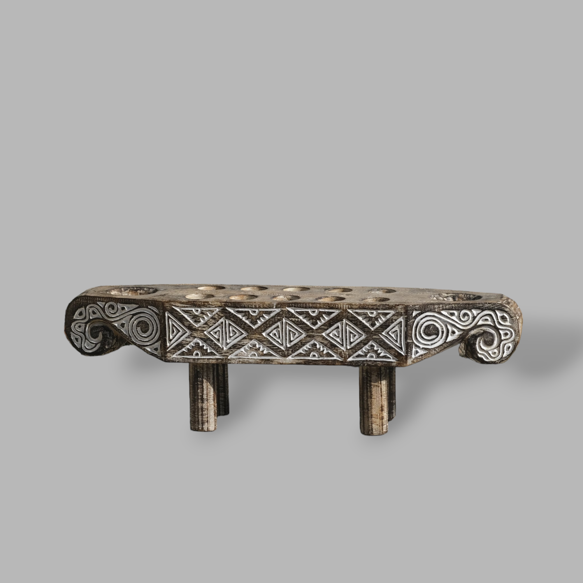 EMBROIDERED MANCALA