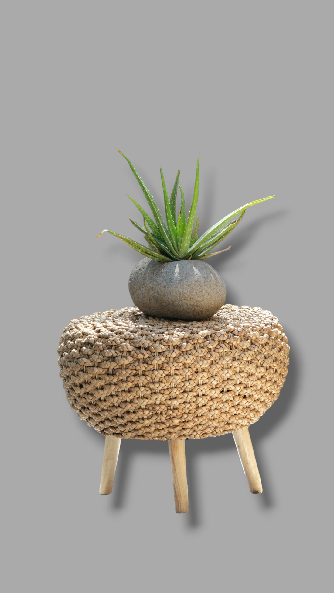 SEAGGRAS CONIC TABLE