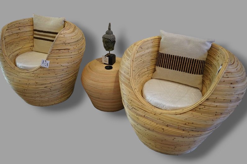 APPLE CHAIR