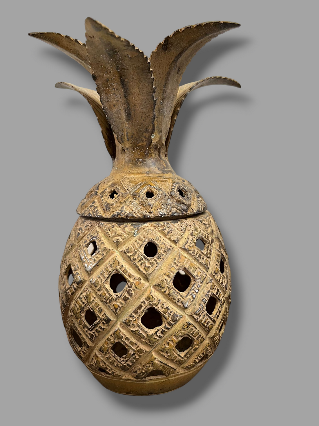 BRONZE PINEAPPLE