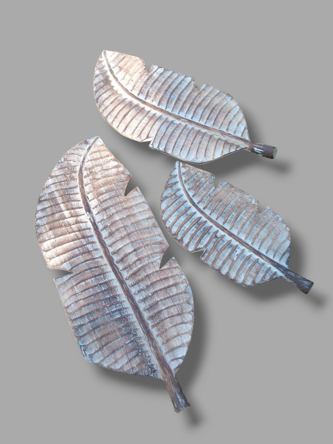 SET OF THREE SIDE-CURVED DARK WOOD BANANA LEAF