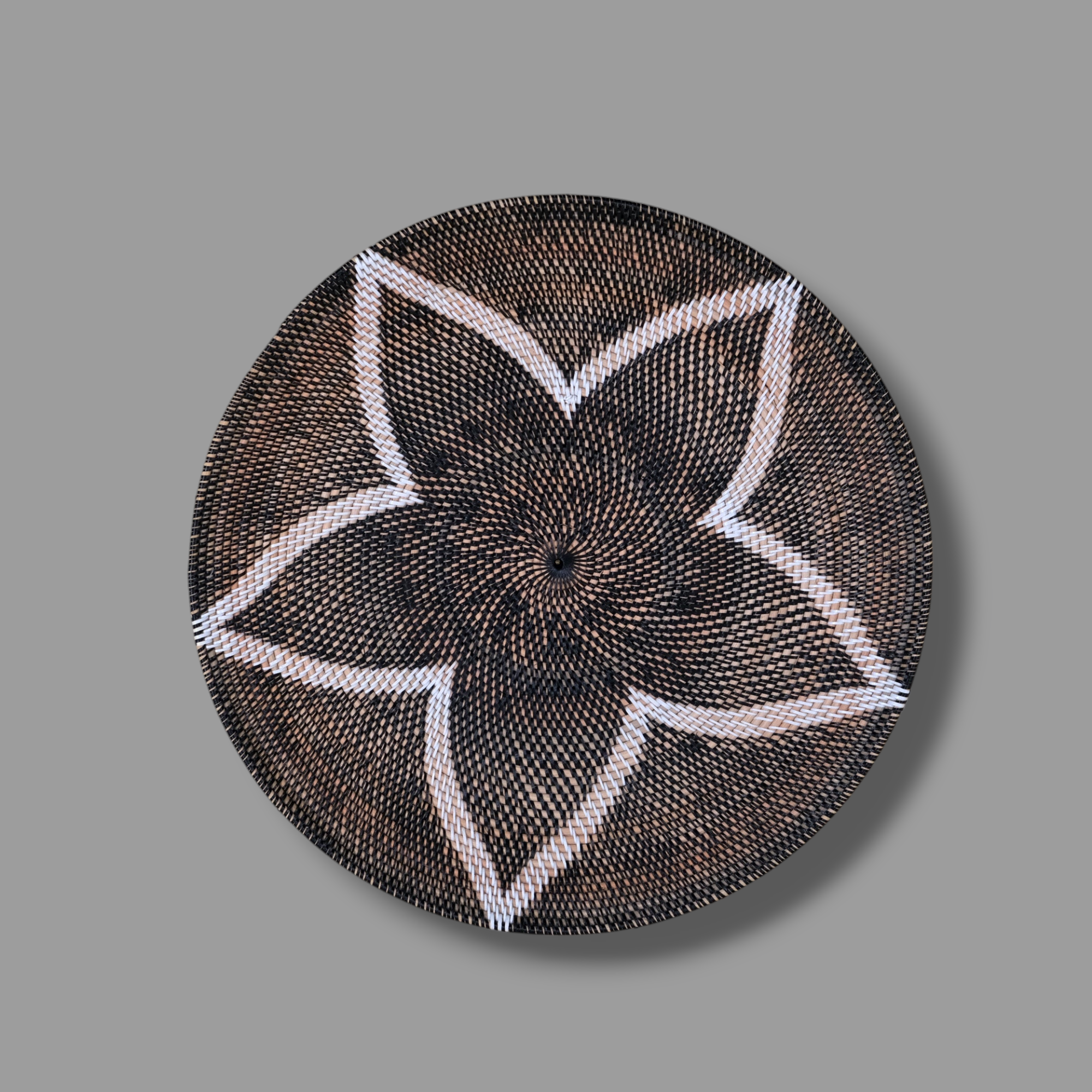 RATTAN WALL DECOR M