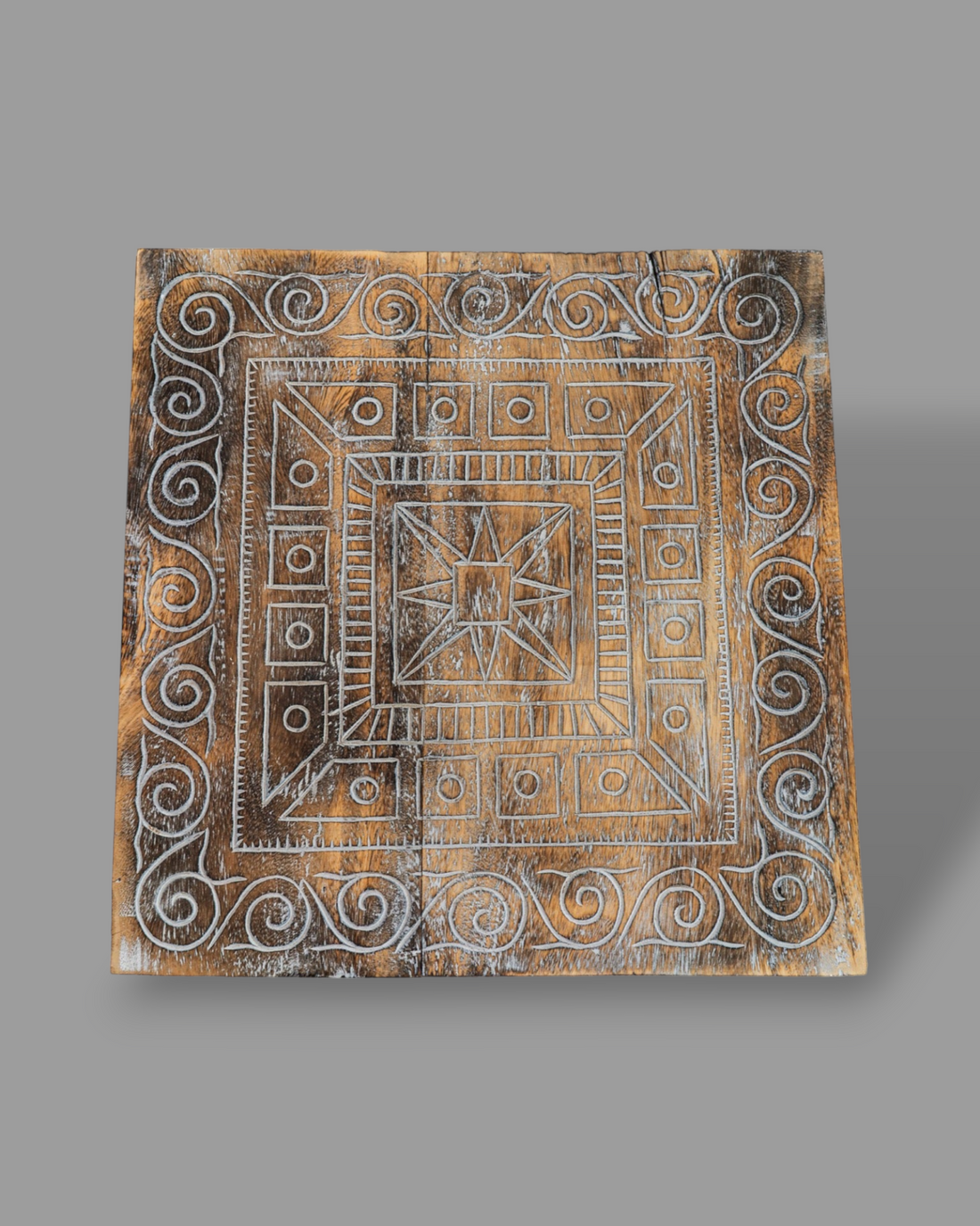 SUAR SQUARE TABLE