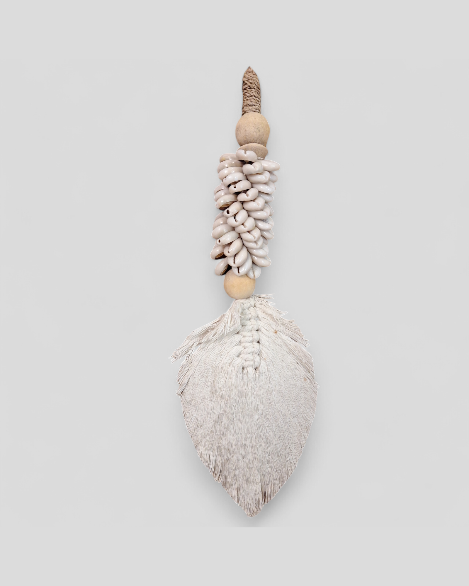 FRINGED LEAF SEA SHELL ACCESSORY