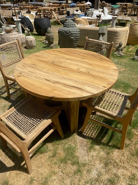 RECYCLE SOLID AGED TABLE