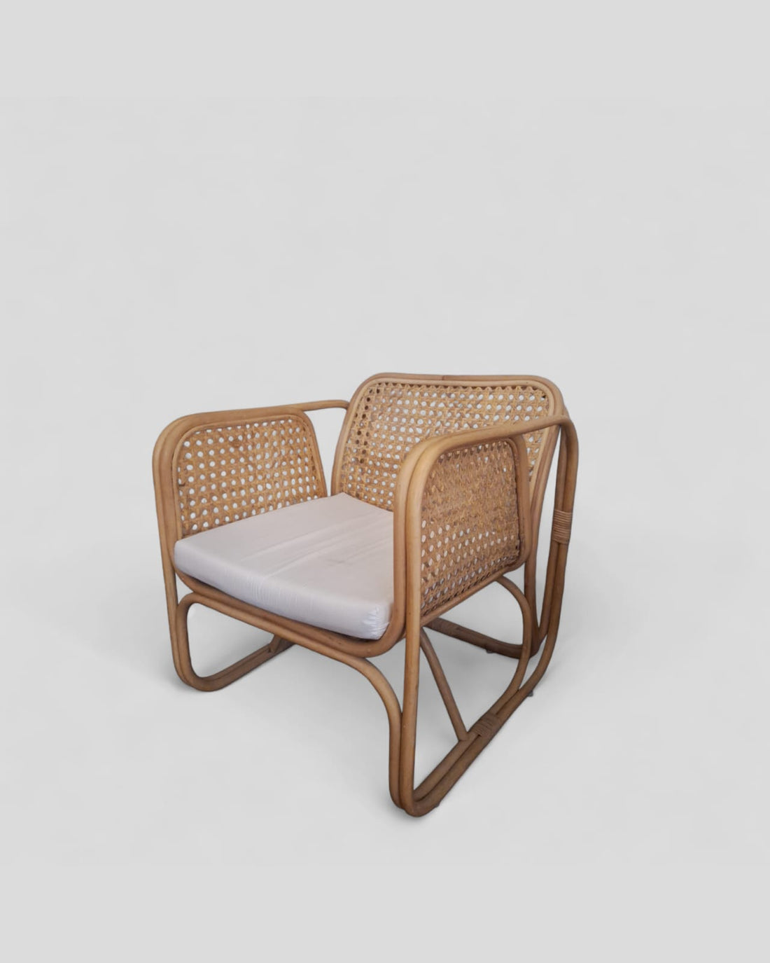 ANDRI CHAIR