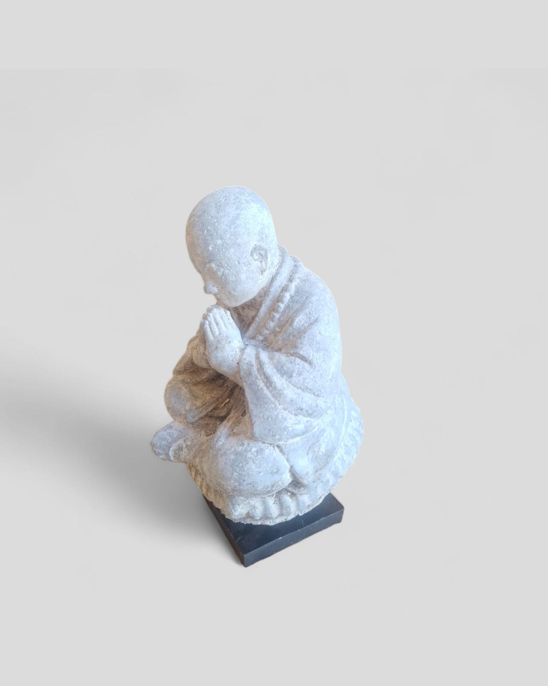 RİNİ BUDDHA BİBLO